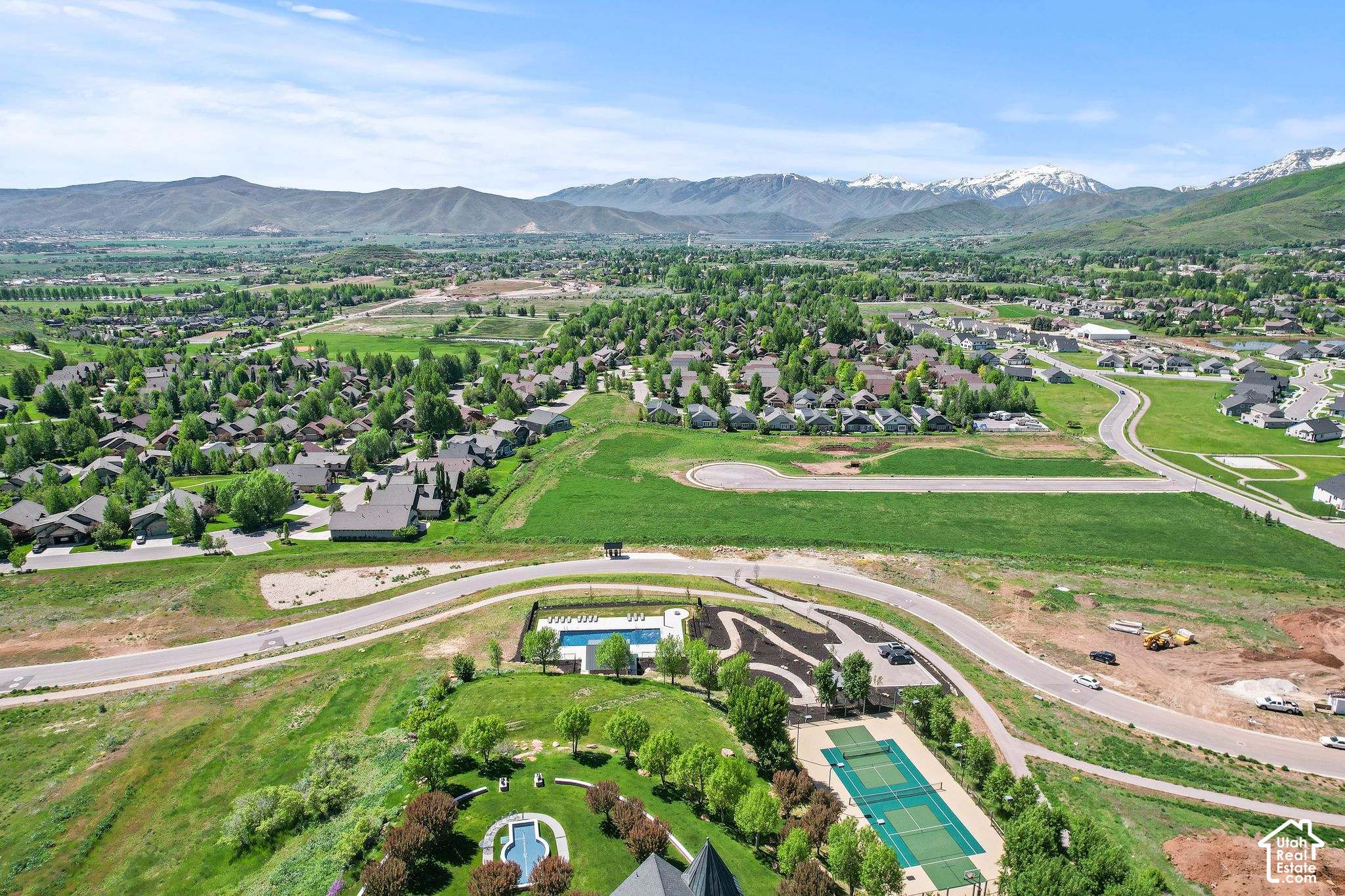 107 E HAMPTON DR Unit: 48