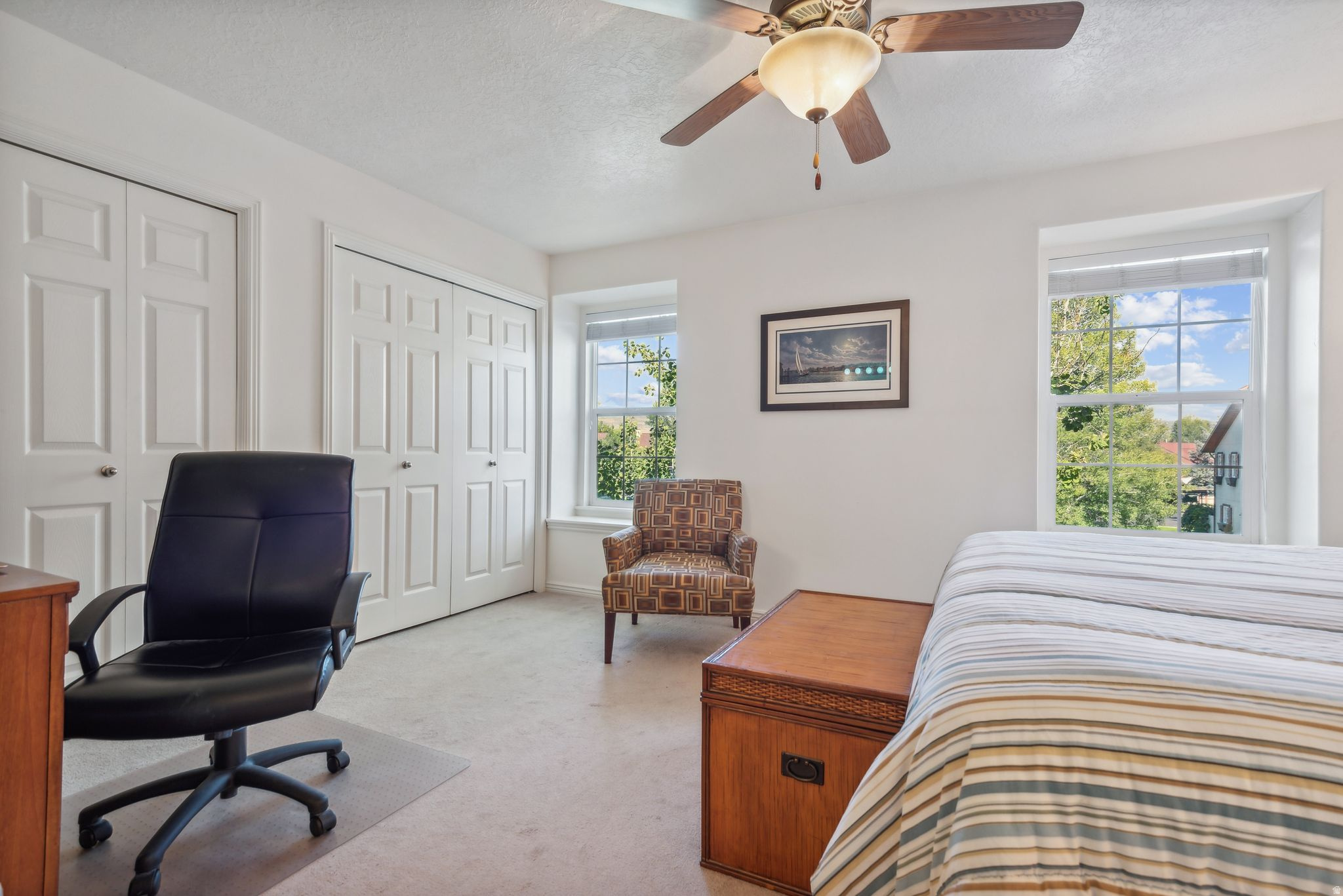 142 S GENEVA DR