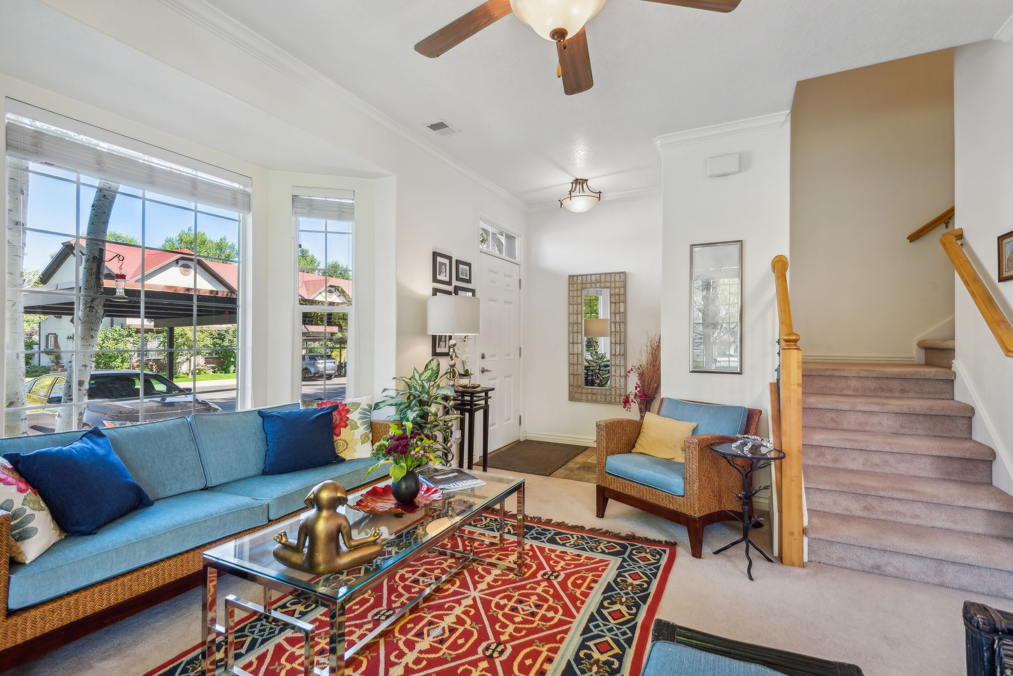 142 S GENEVA DR