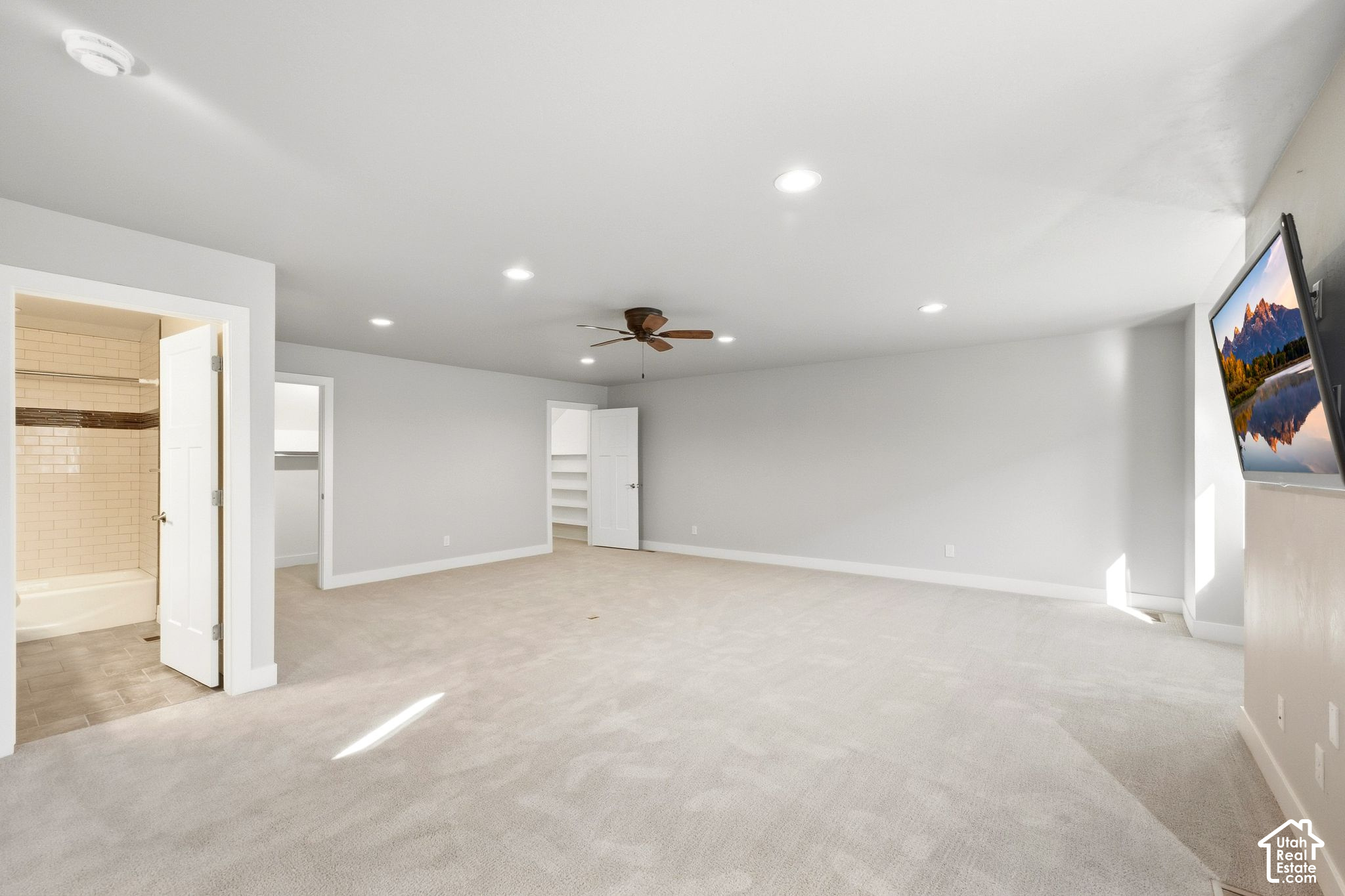 1426 N MONTCHAPEL LN