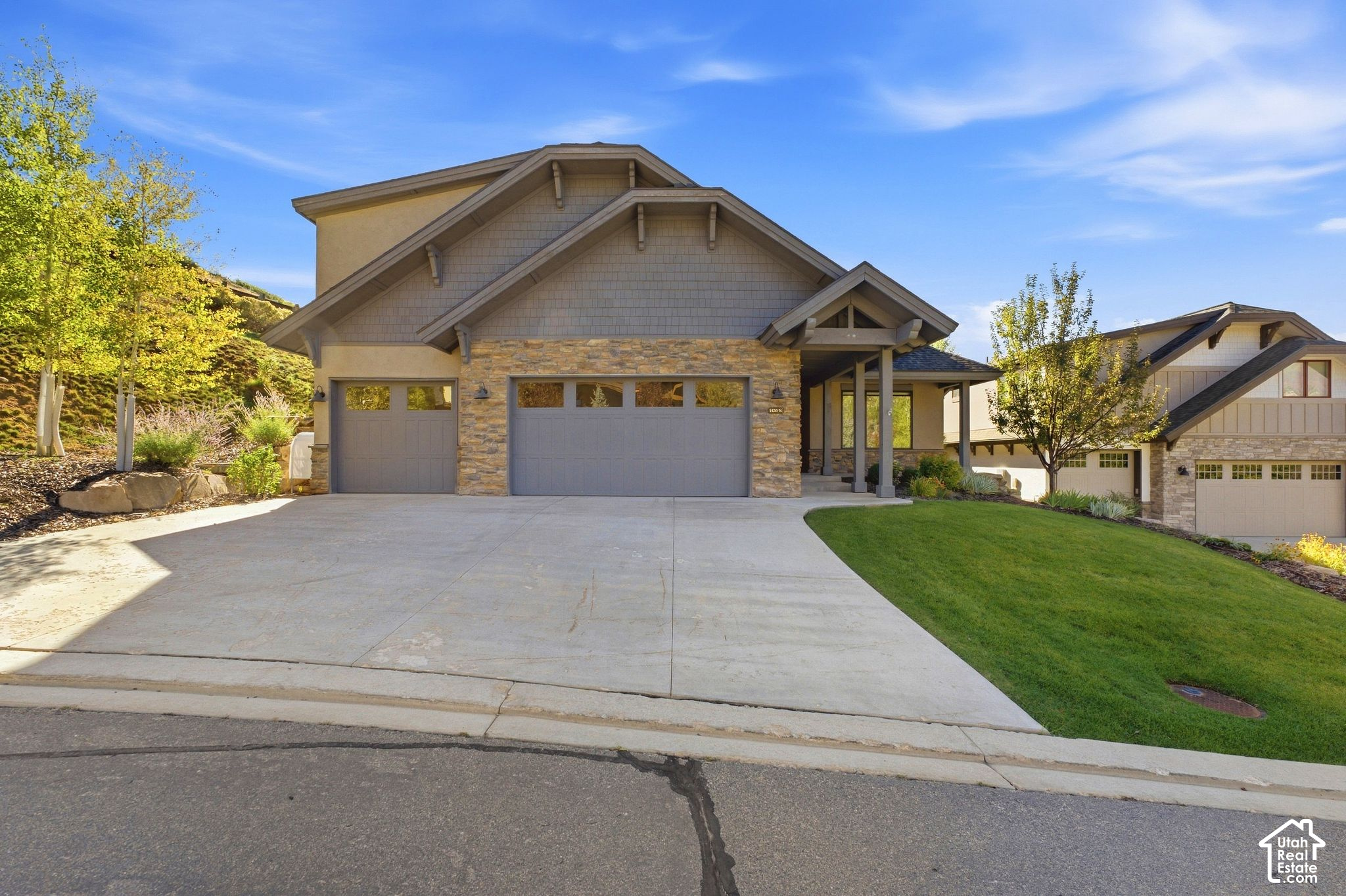 1426 N MONTCHAPEL LN