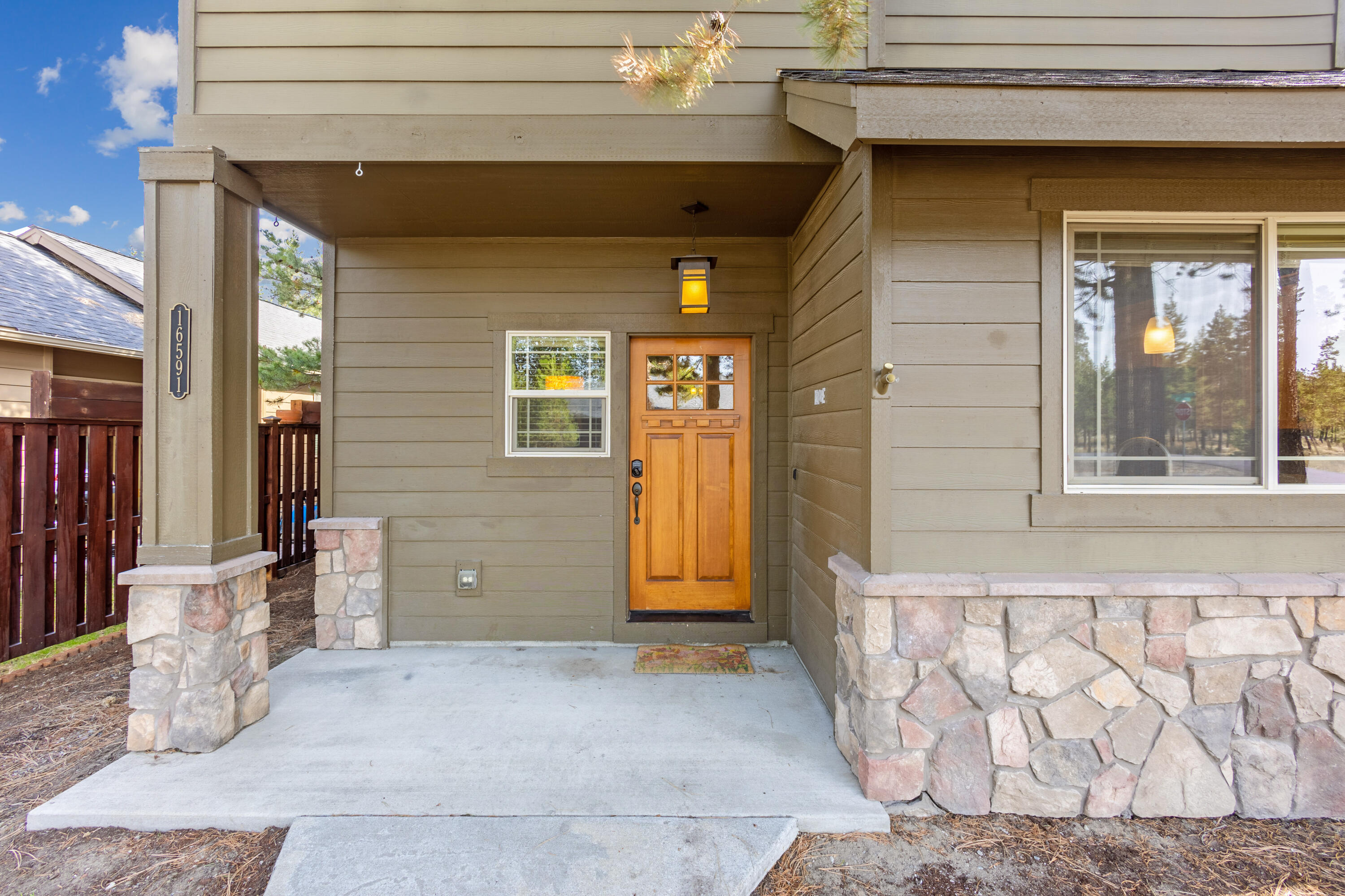 16591 Daisy Place