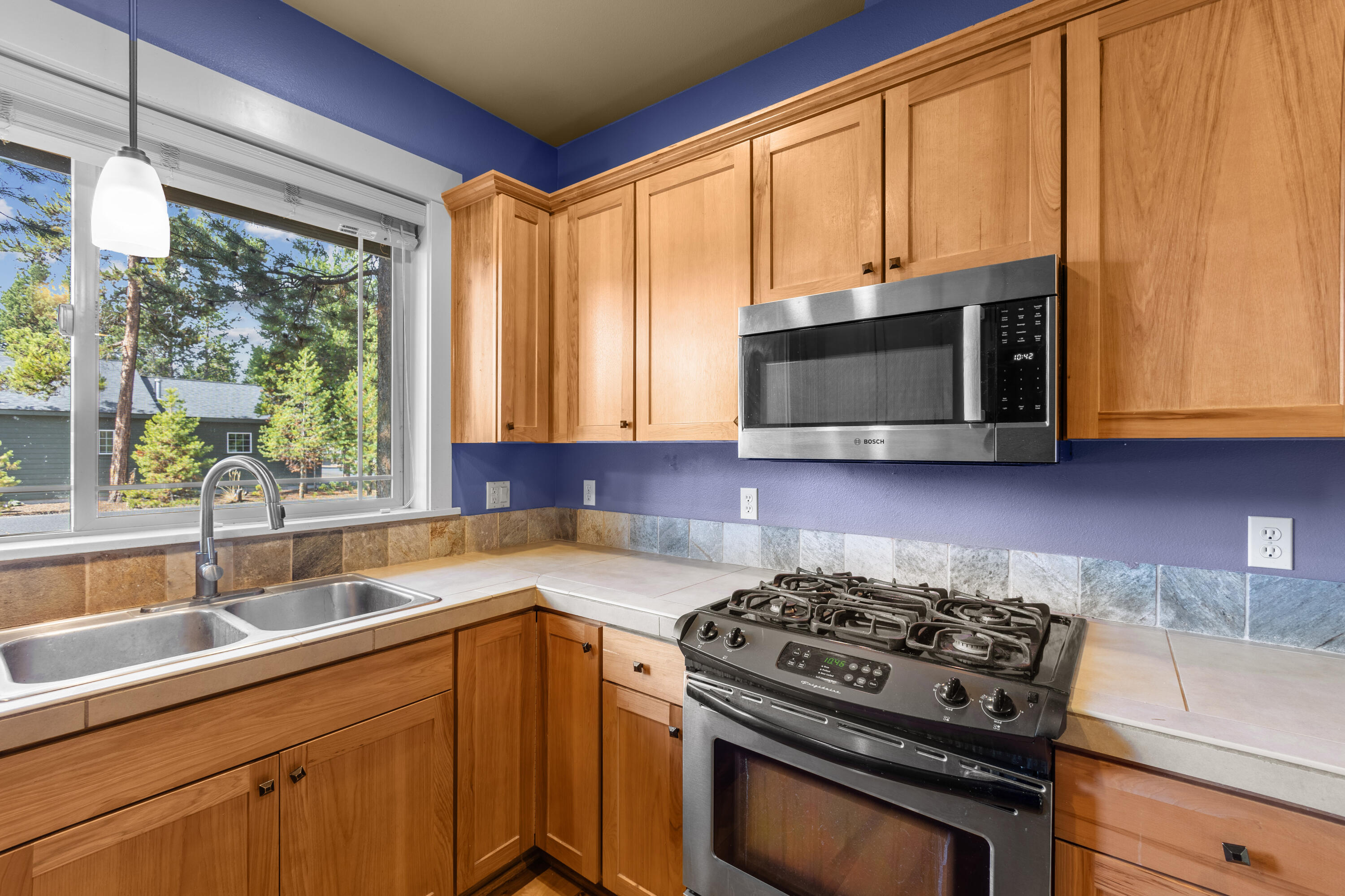 16591 Daisy Place