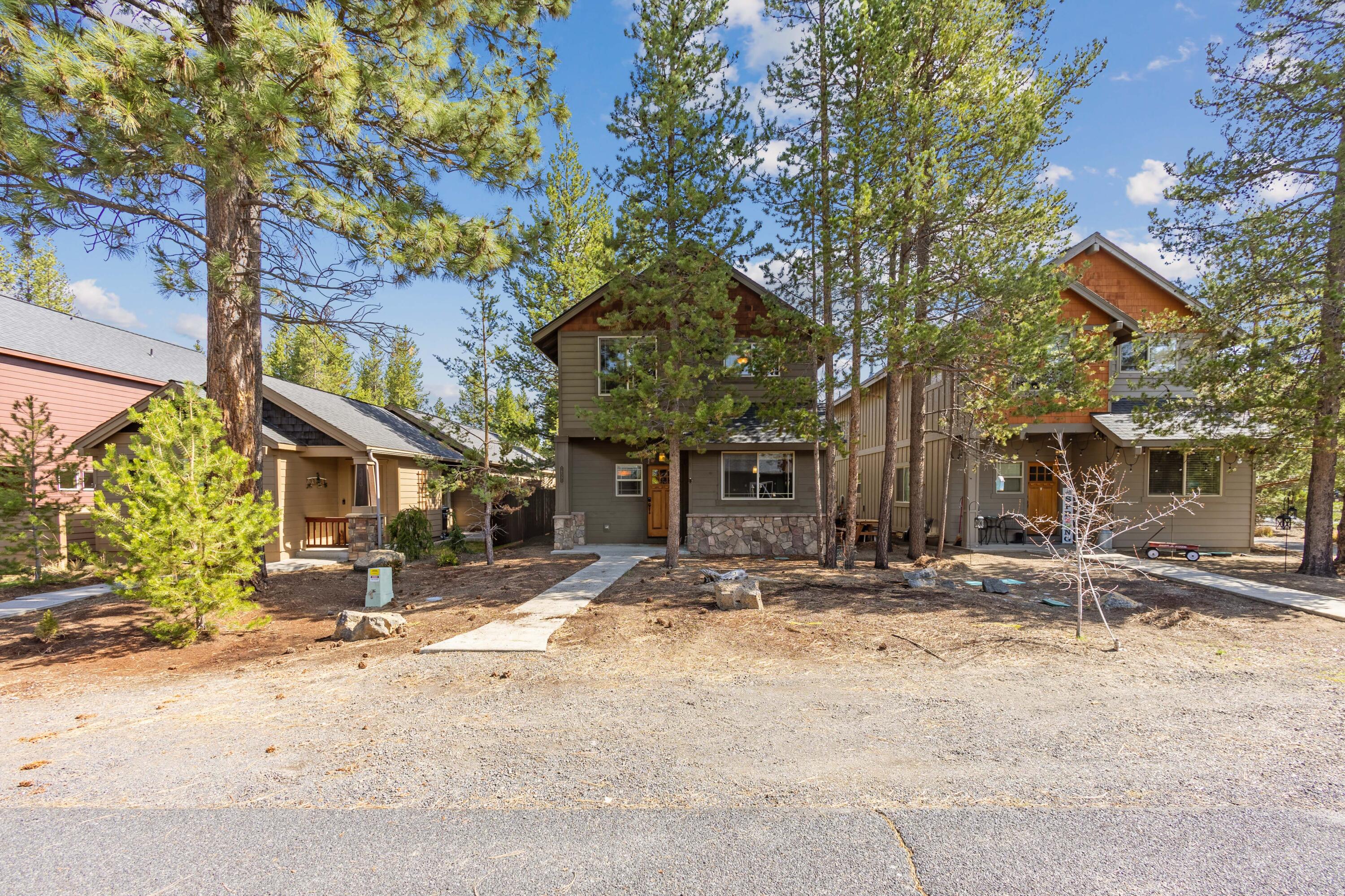 16591 Daisy Place
