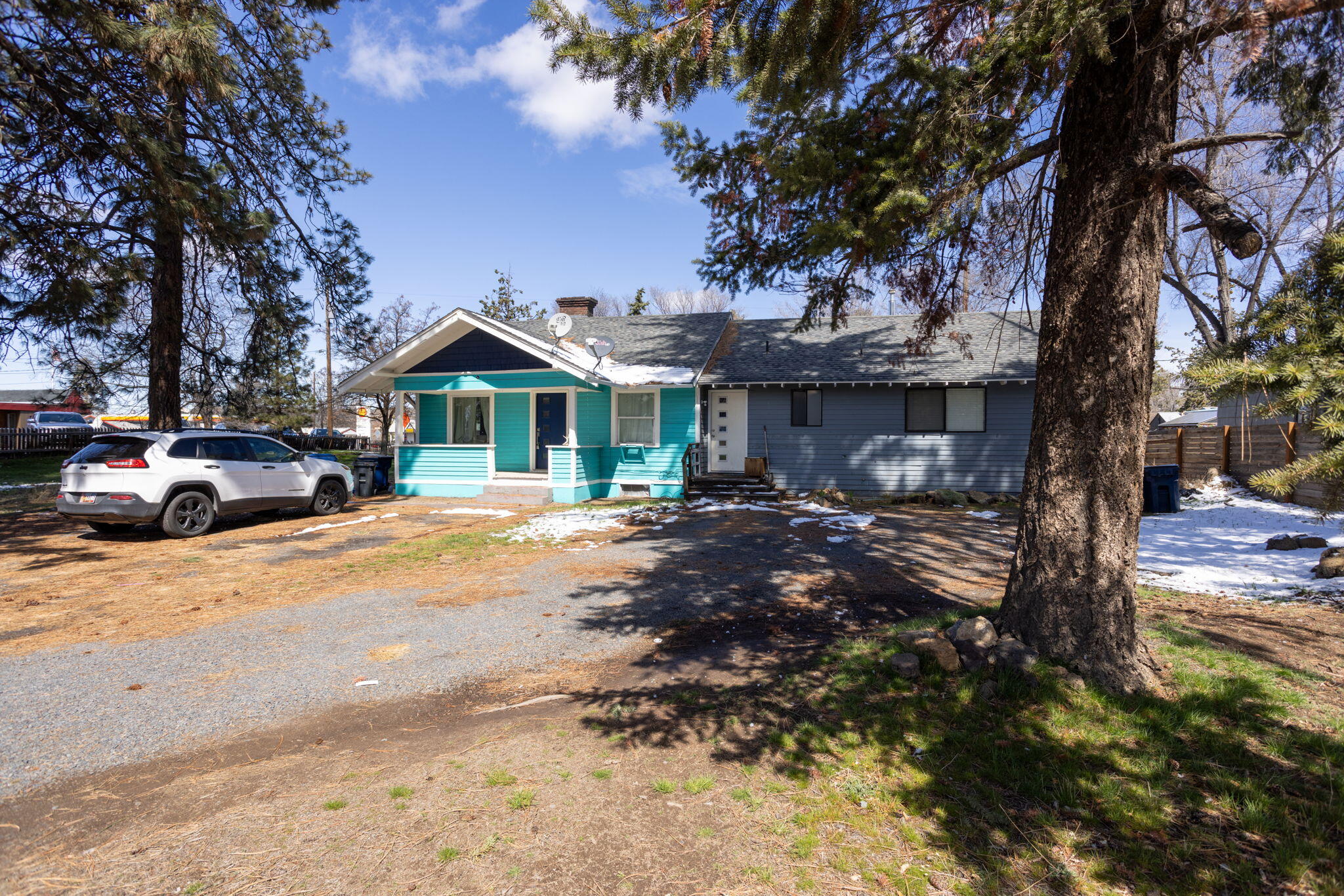334 SE Lee Lane