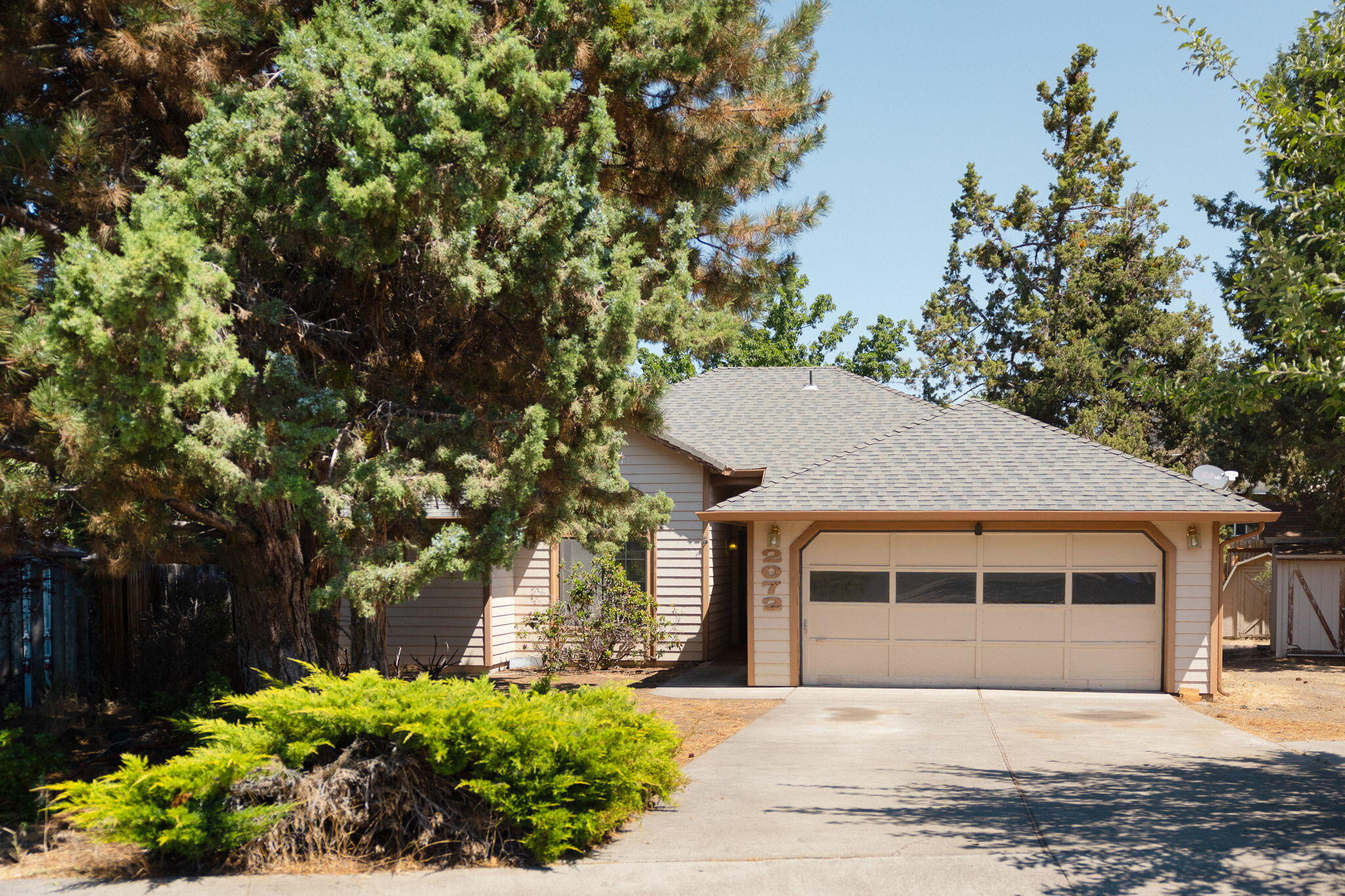 2072 NE Veronica Lane
