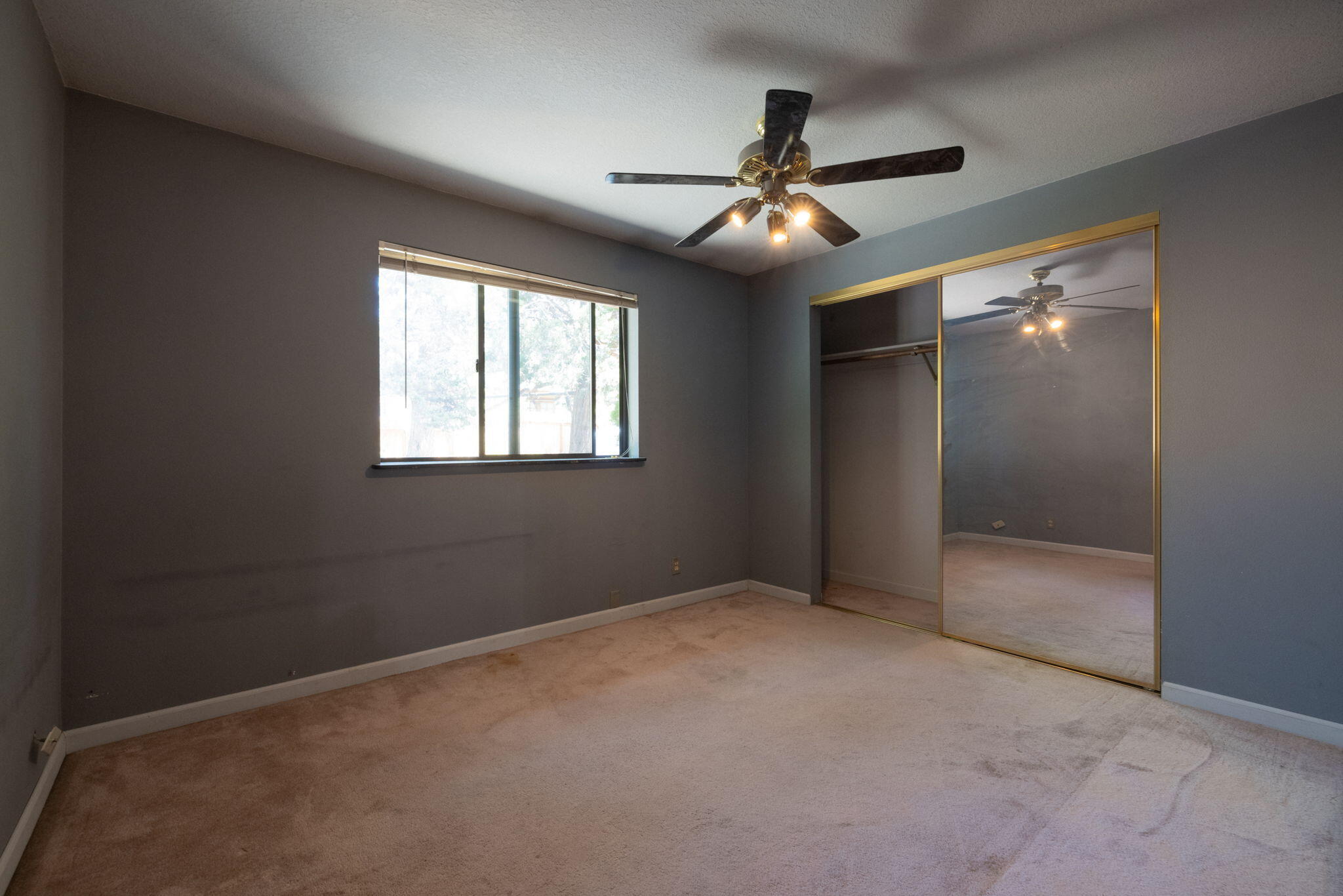 2072 NE Veronica Lane