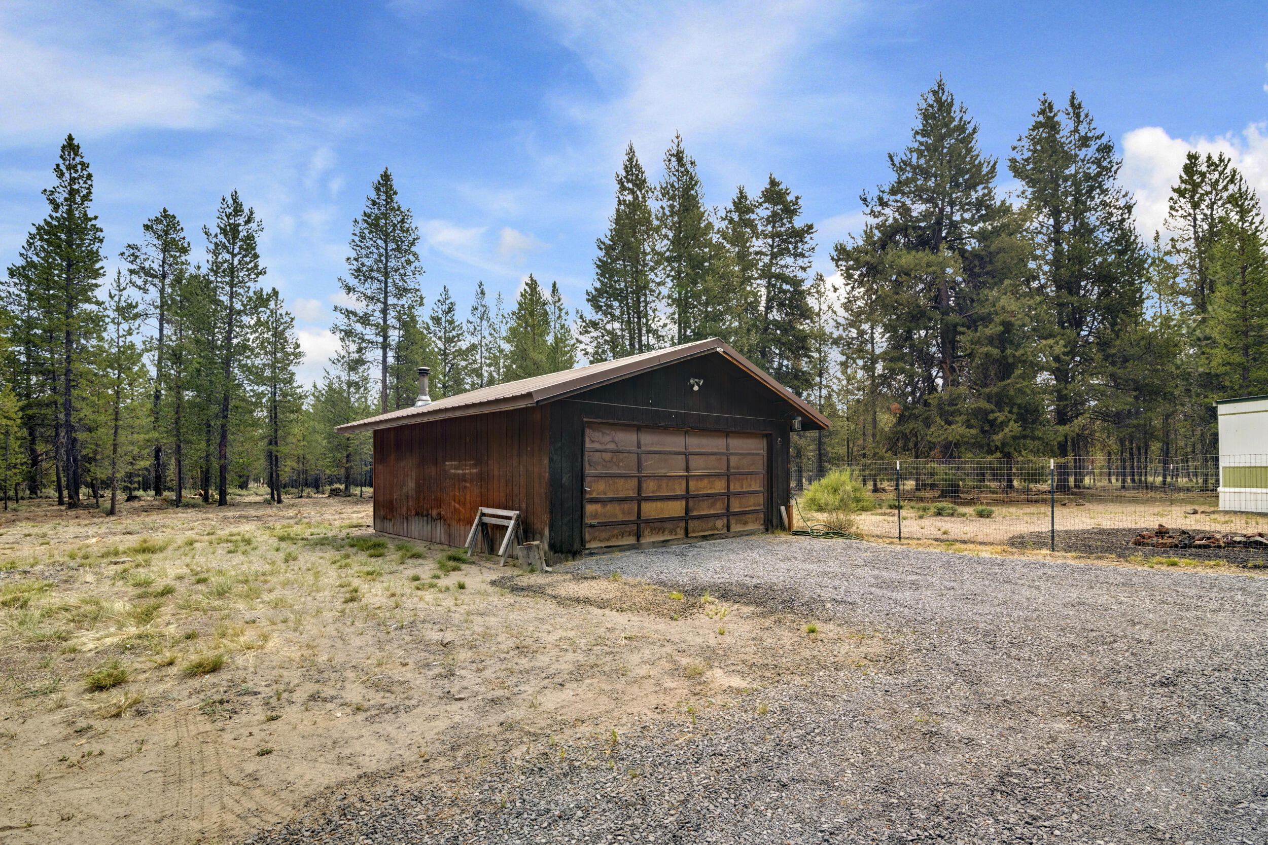15547 Emerald Drive