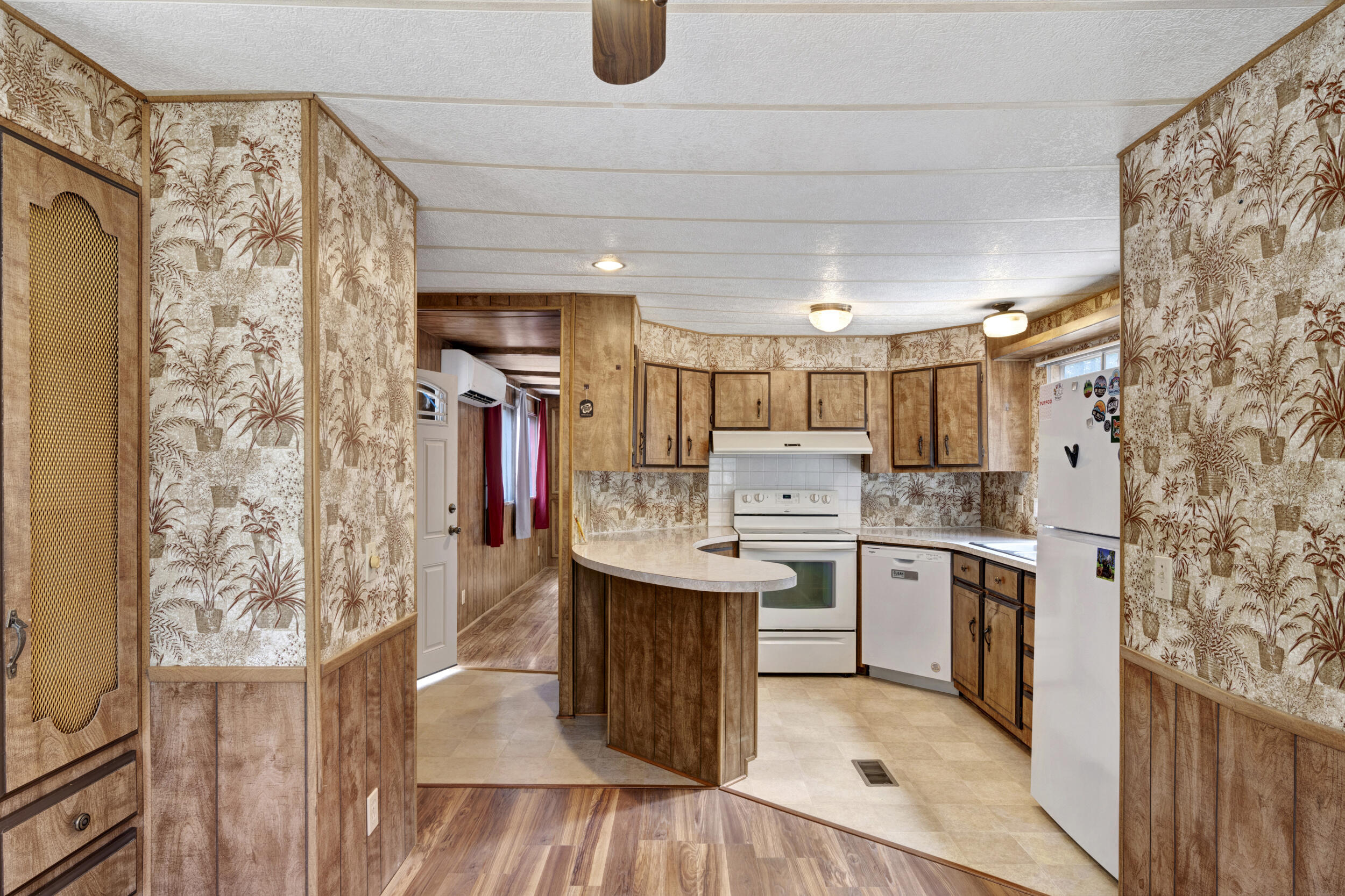 15547 Emerald Drive