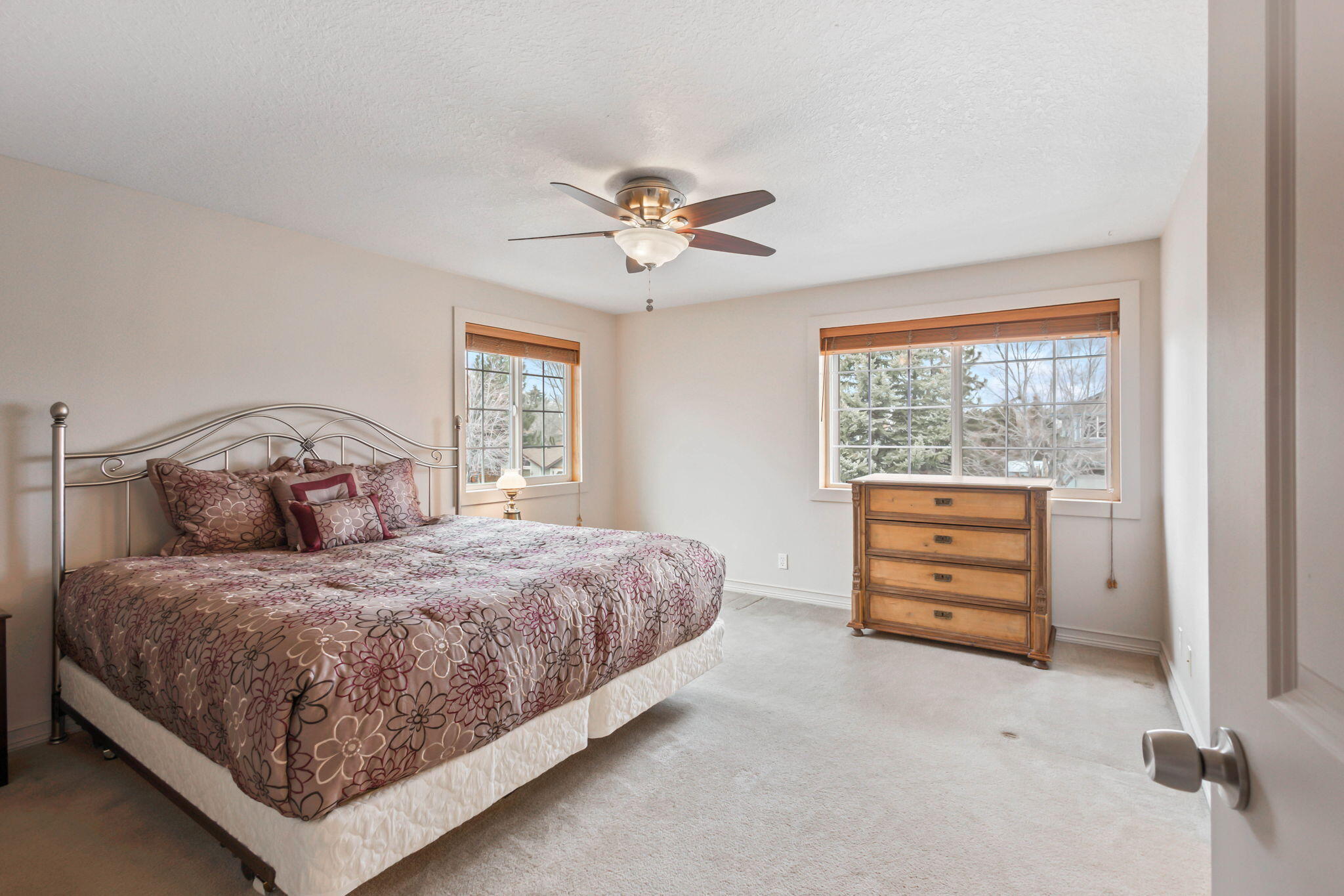3093 NE Lansing Court