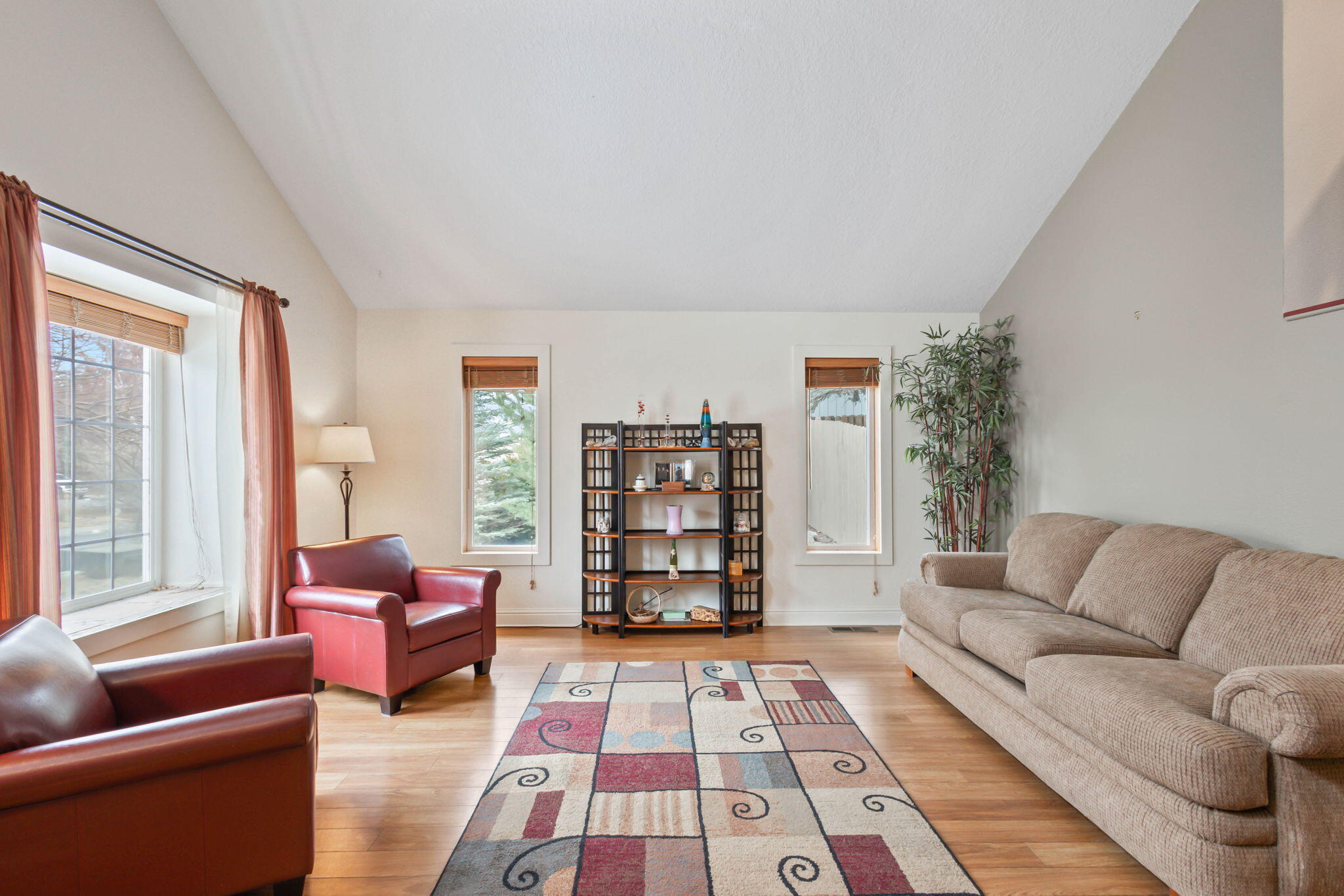 3093 NE Lansing Court