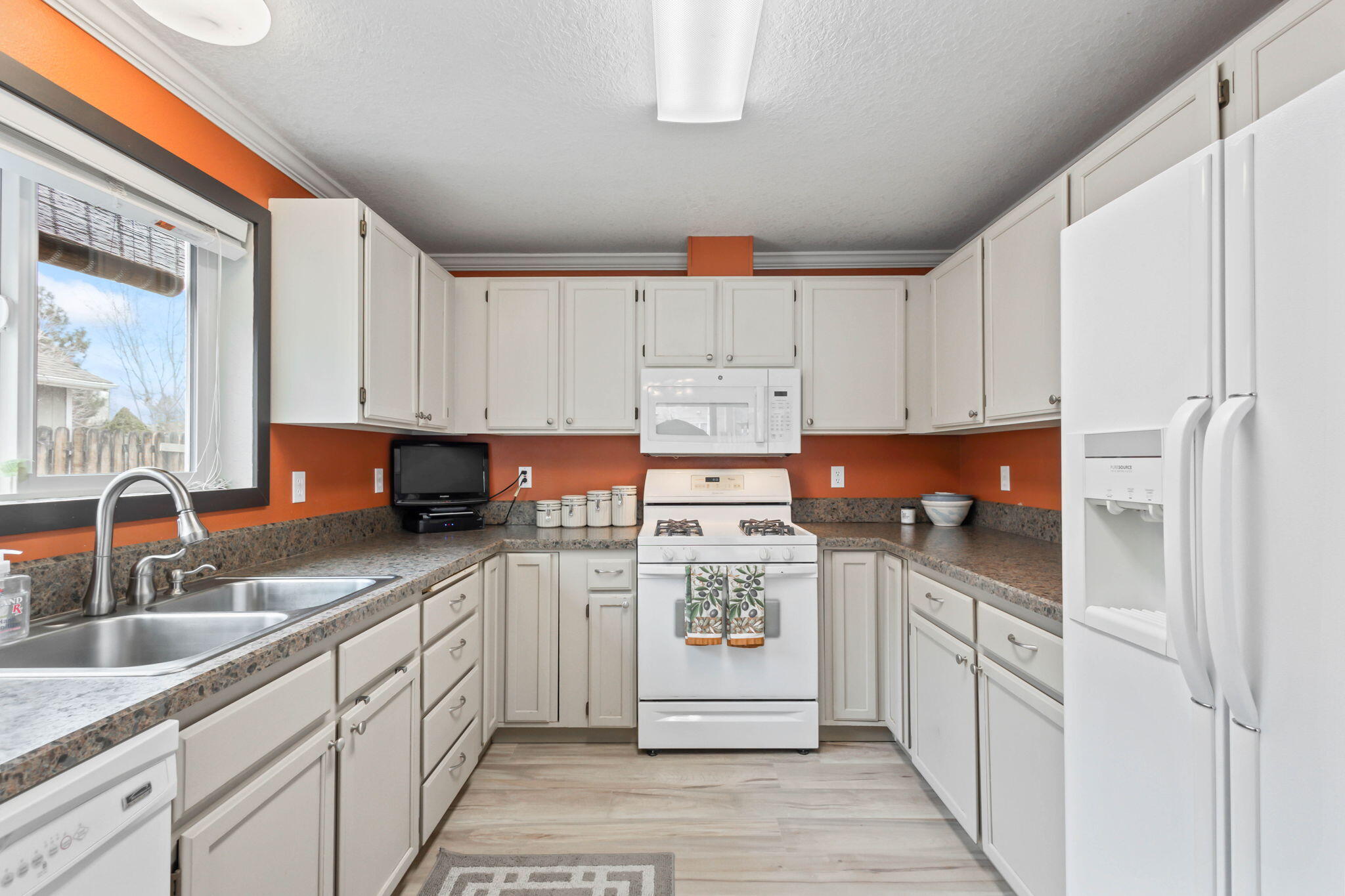 3093 NE Lansing Court