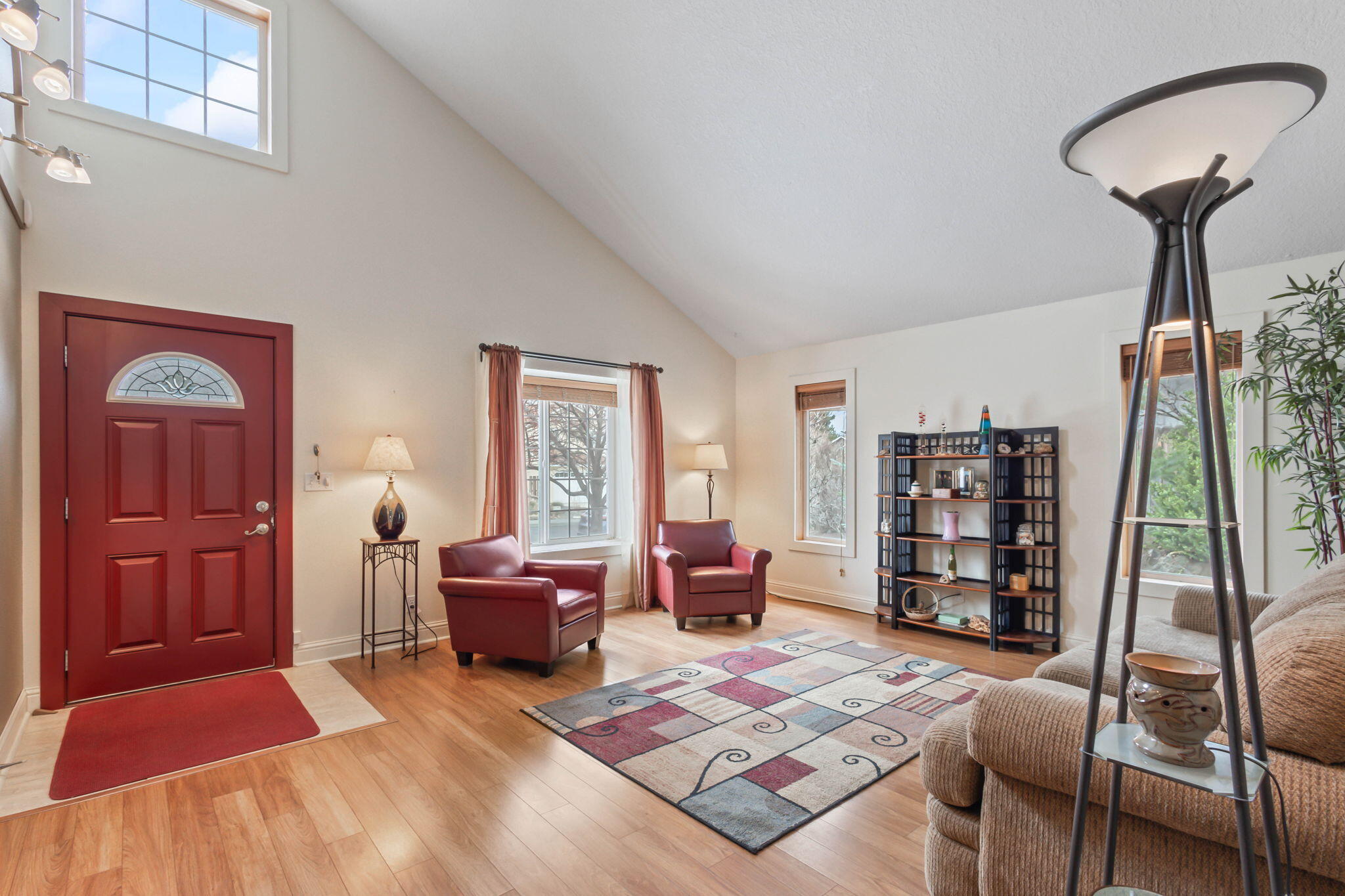 3093 NE Lansing Court