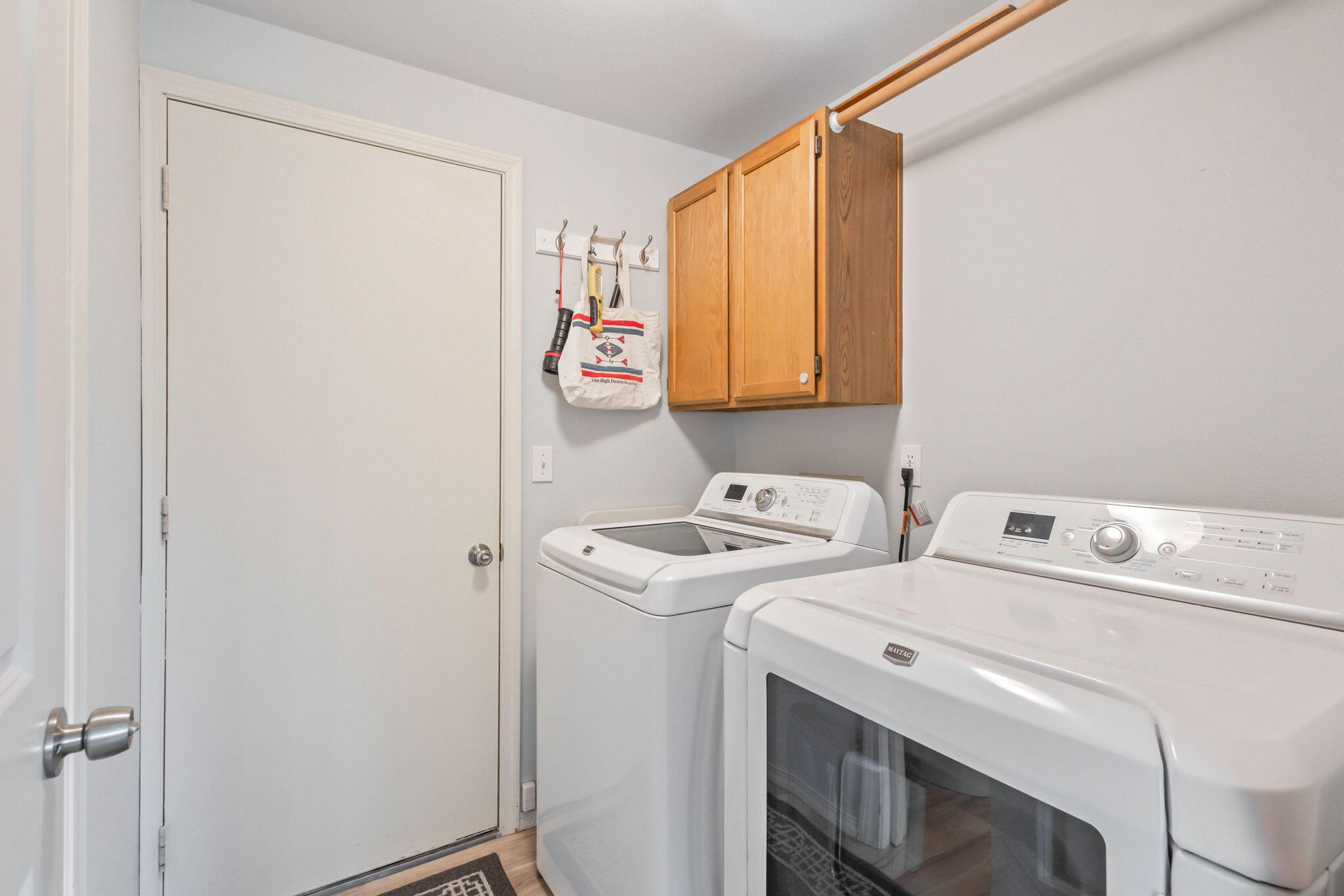 3093 NE Lansing Court