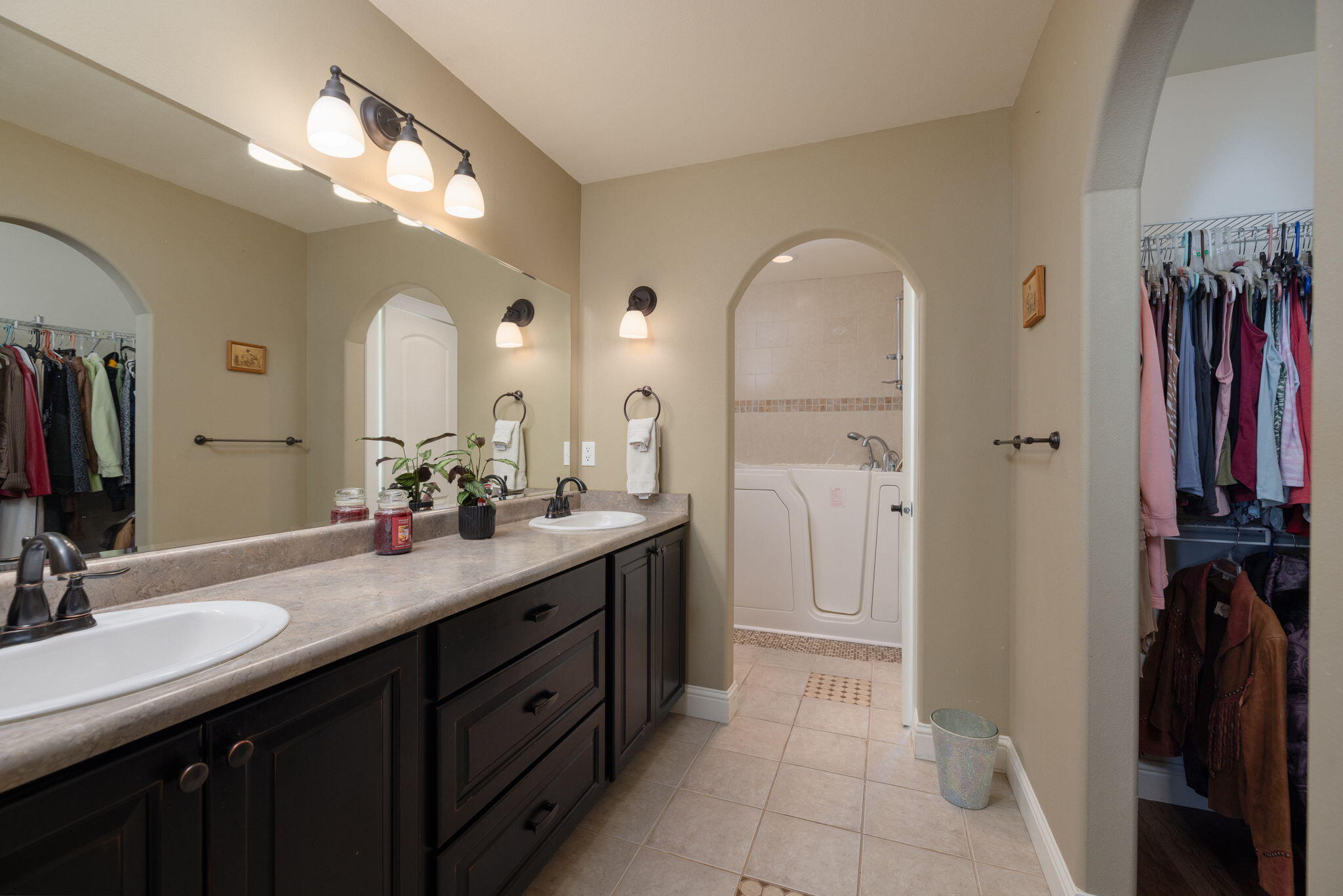 200 Ridgeview Drive