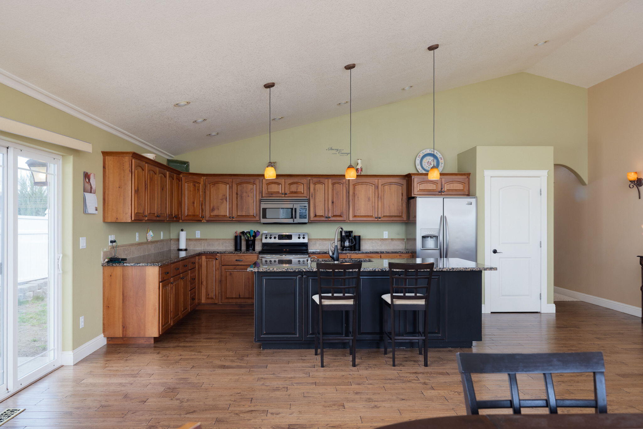 200 Ridgeview Drive