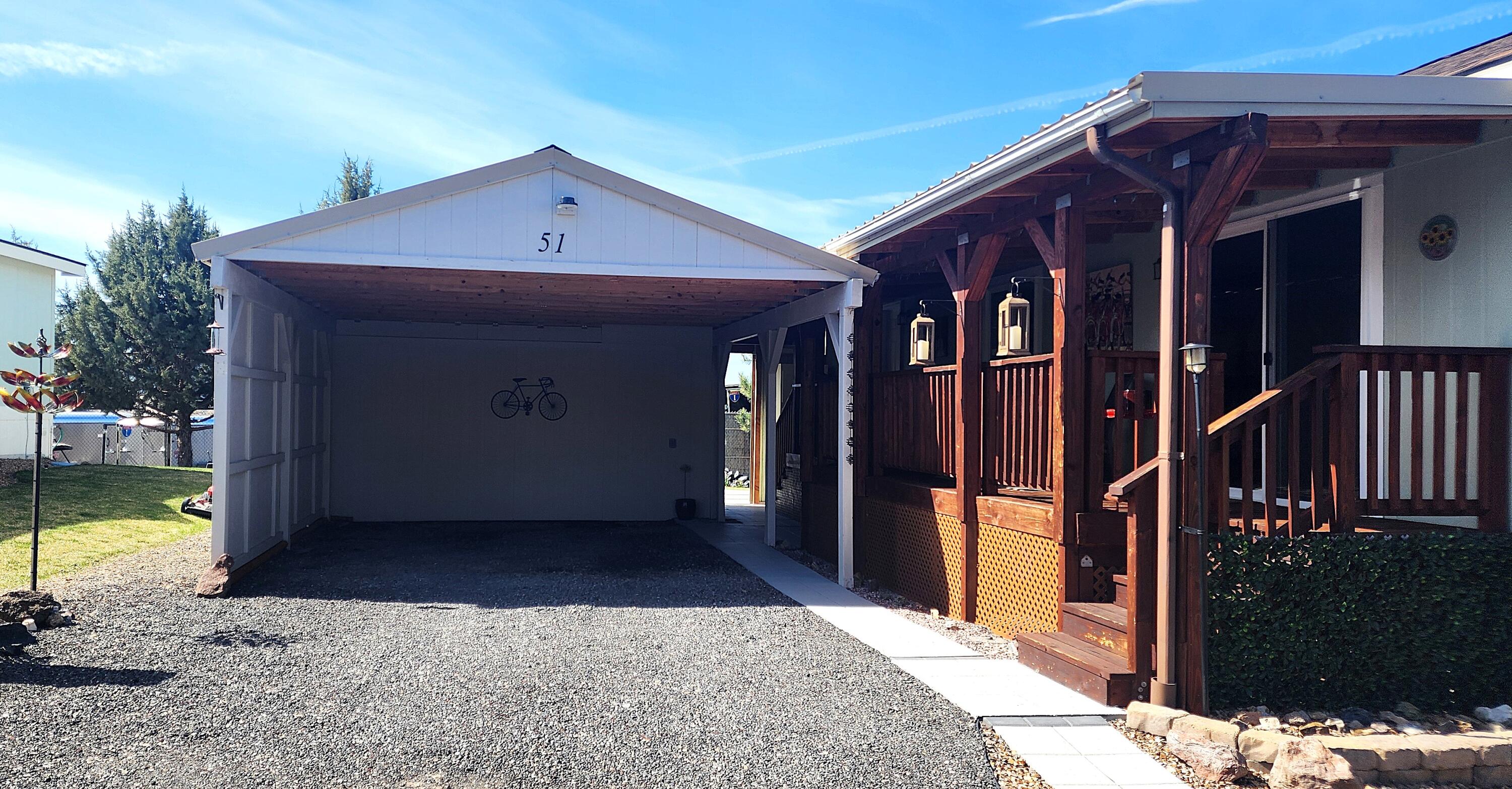 6100 S Hwy 97, 51
