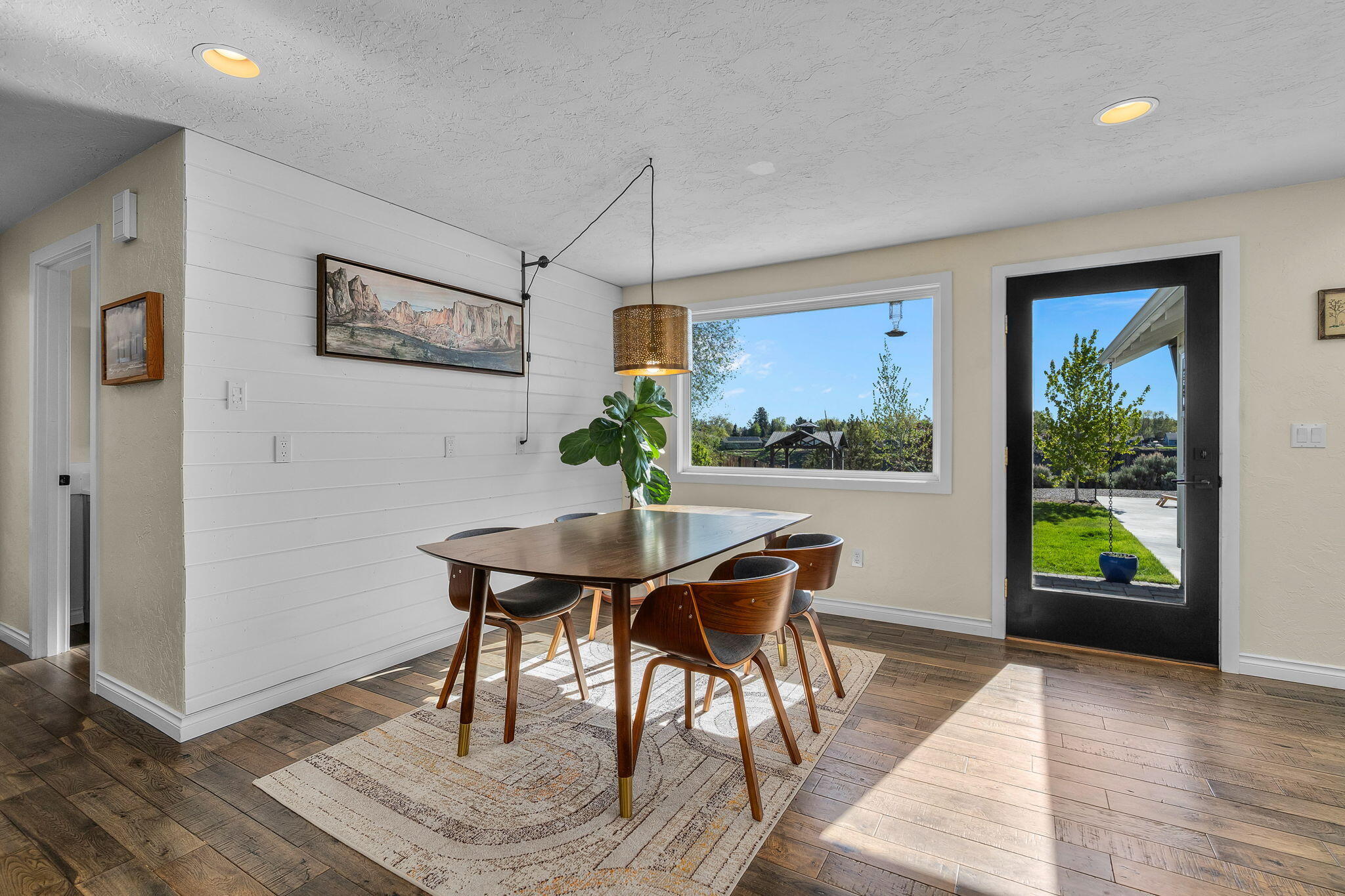 1408 NW Rimrock Drive