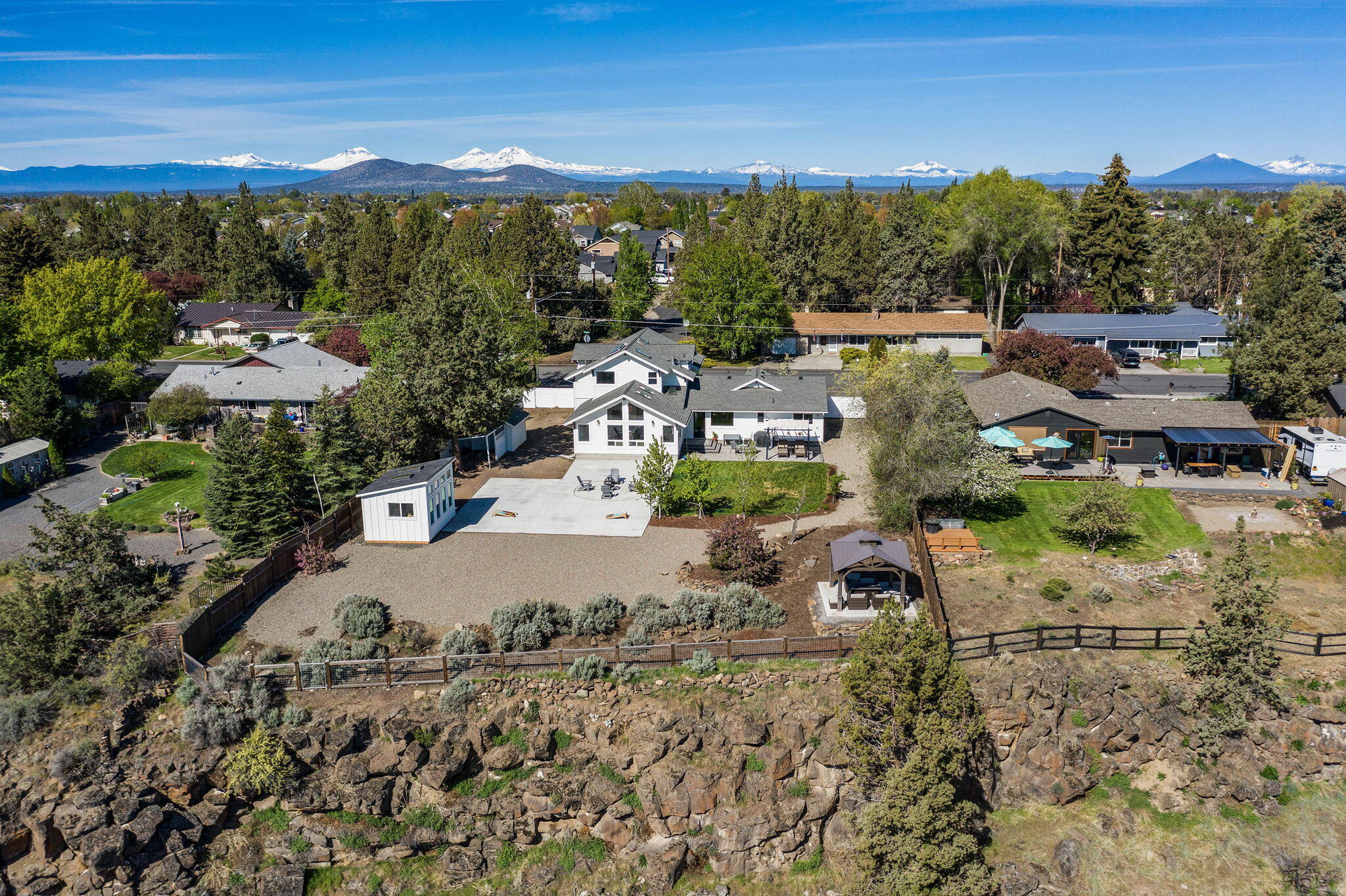 1408 NW Rimrock Drive