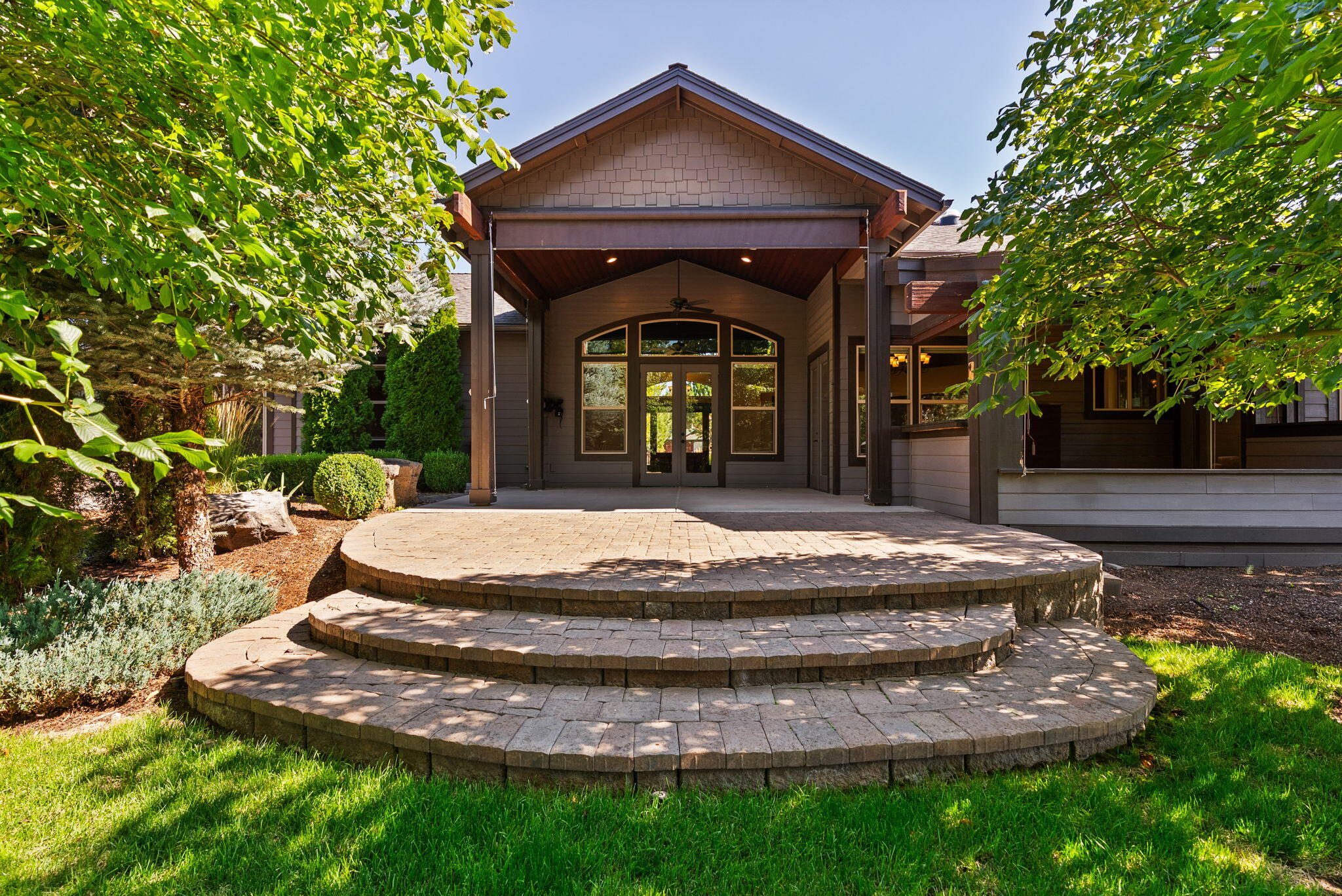 61245 Crescent Court