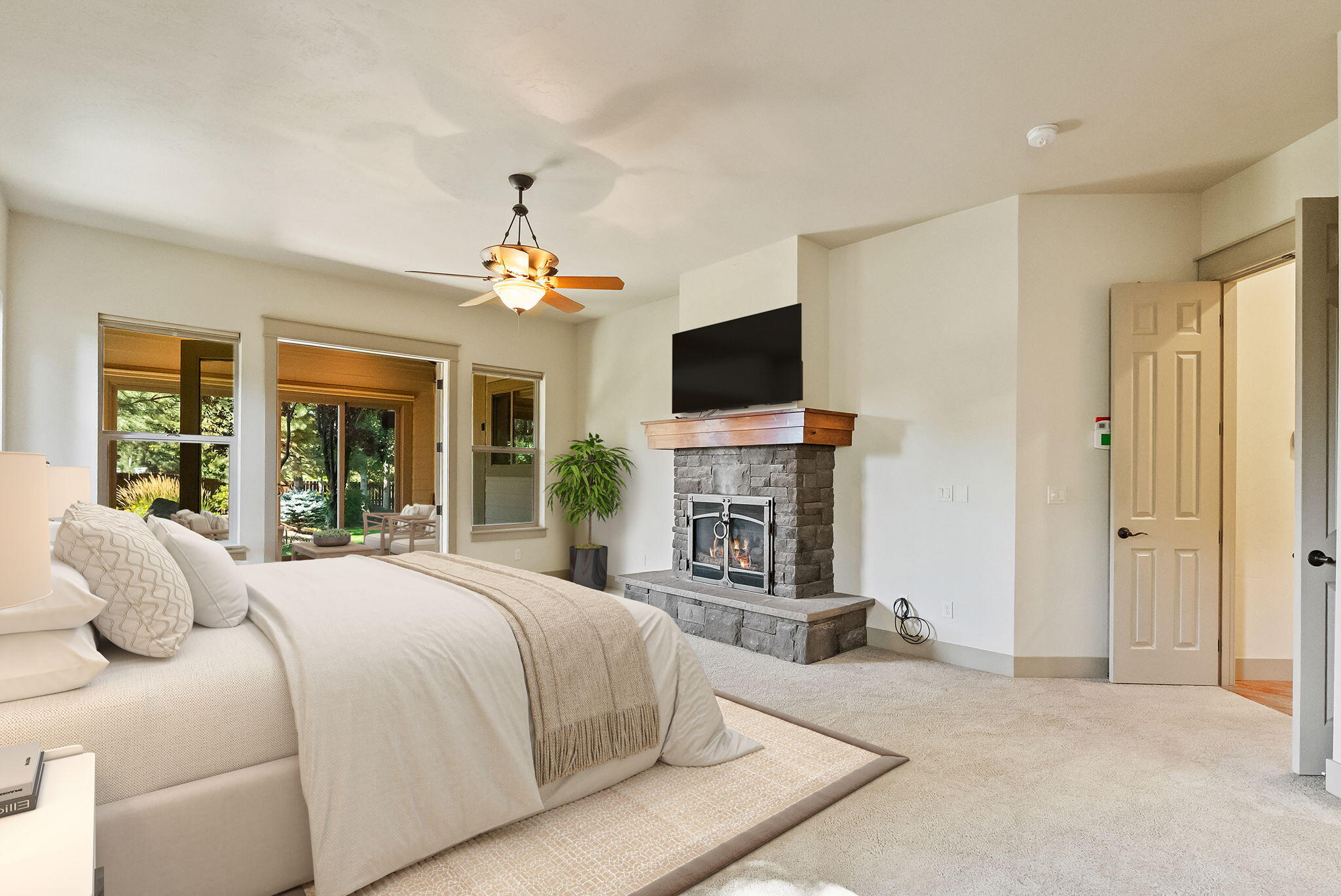 61245 Crescent Court