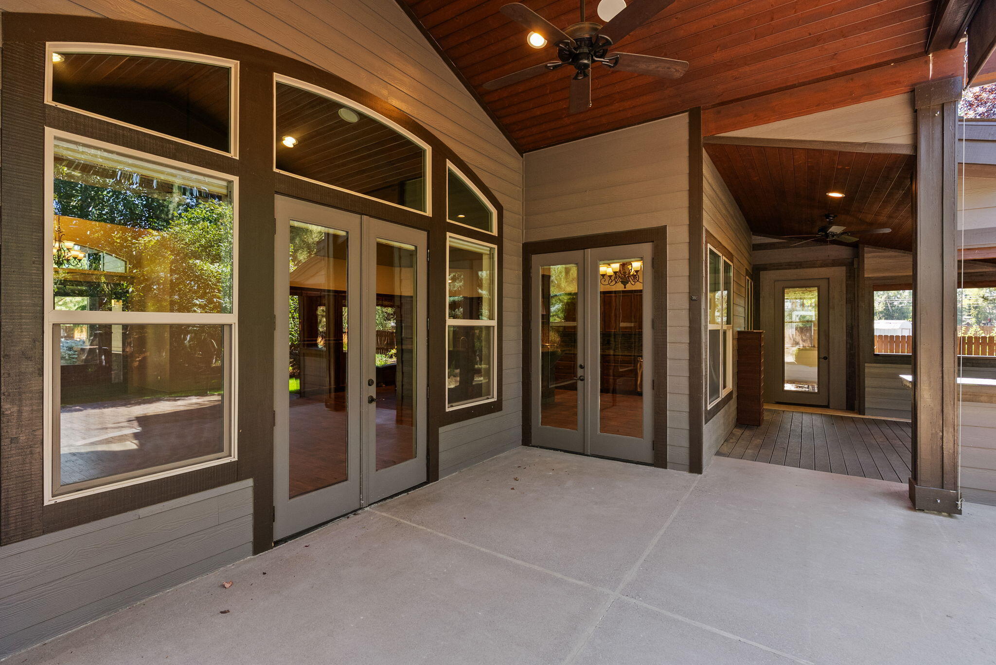 61245 Crescent Court