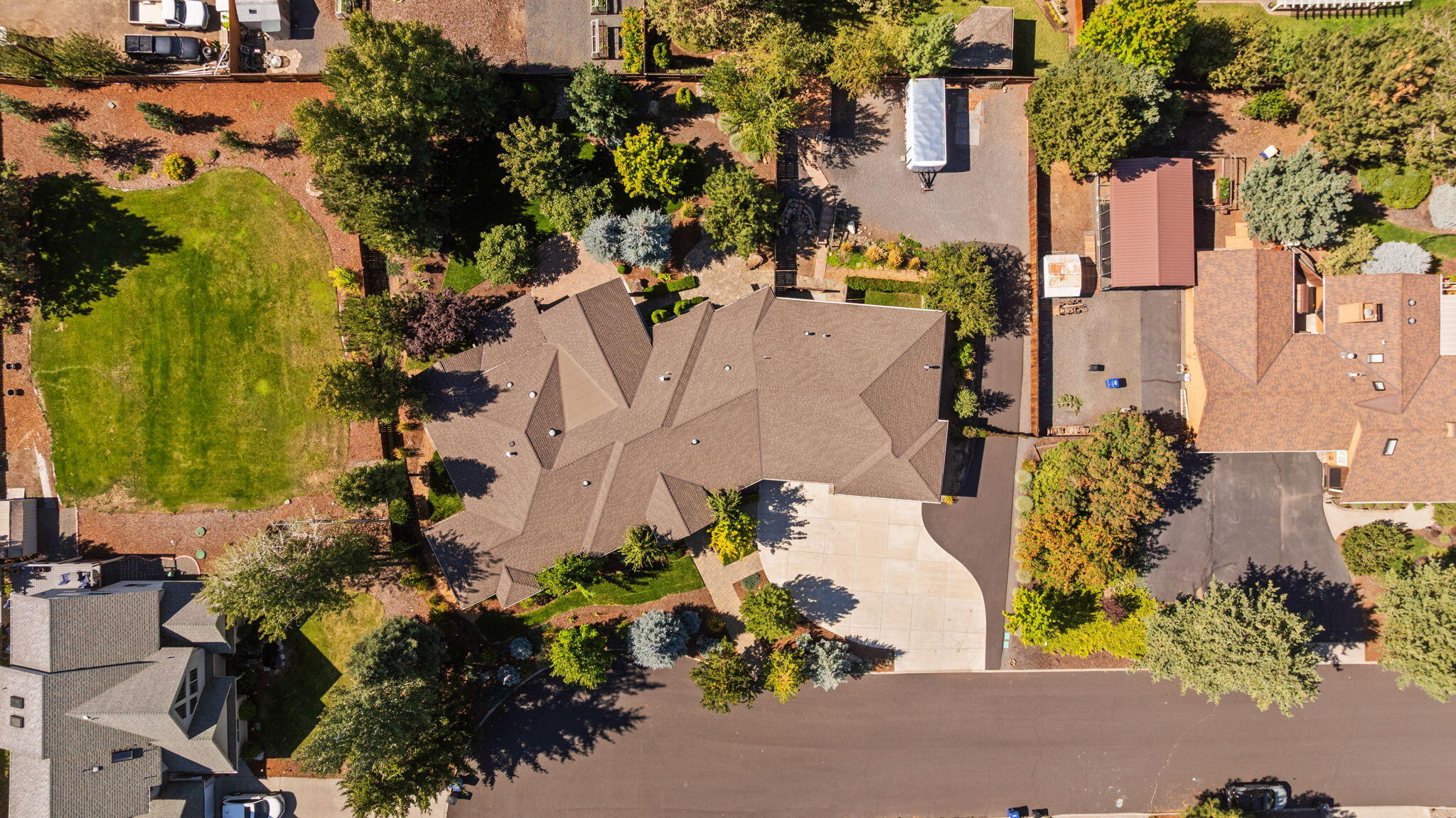 61245 Crescent Court