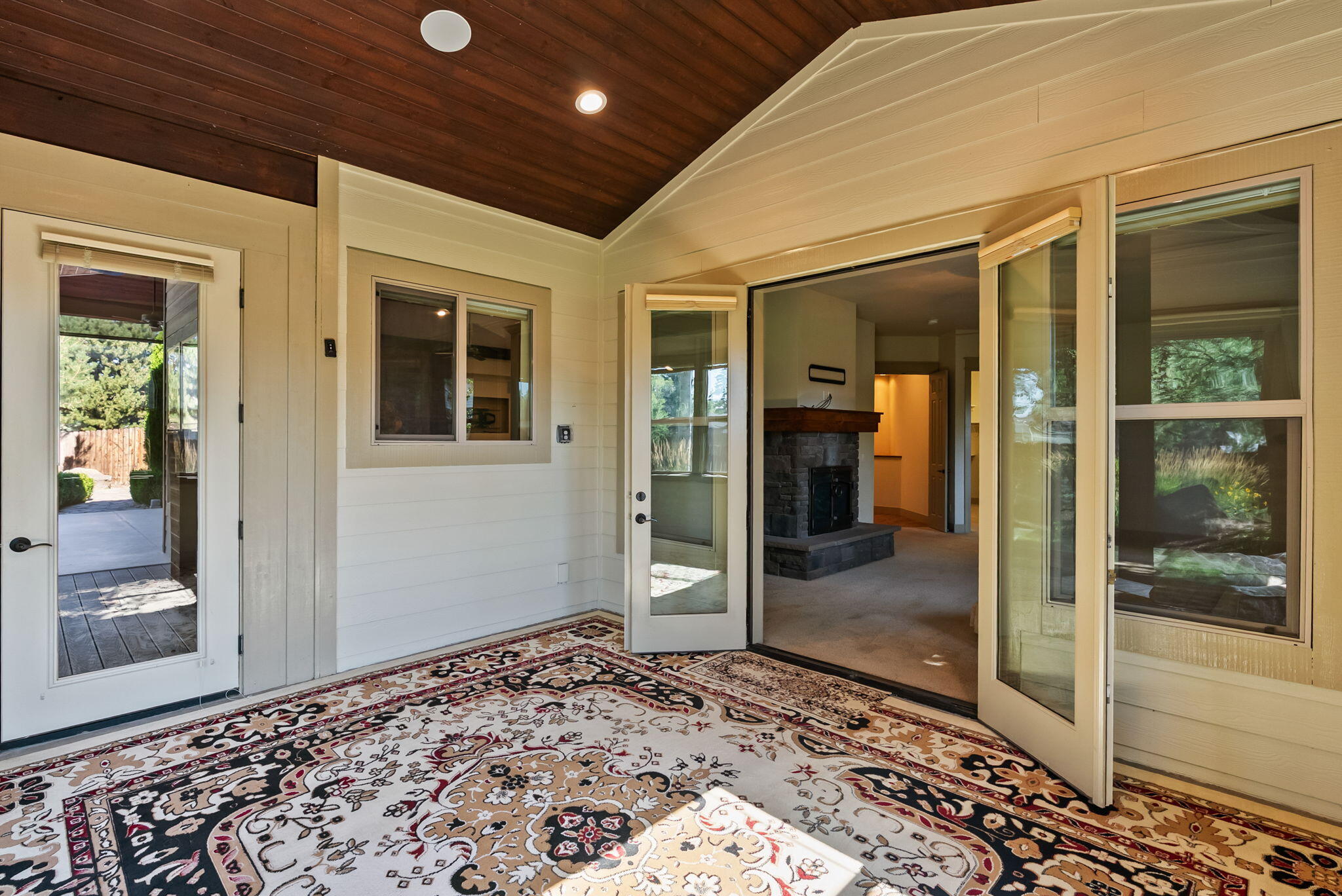 61245 Crescent Court