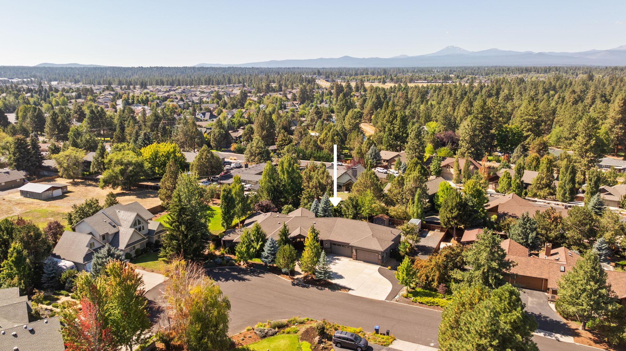 61245 Crescent Court