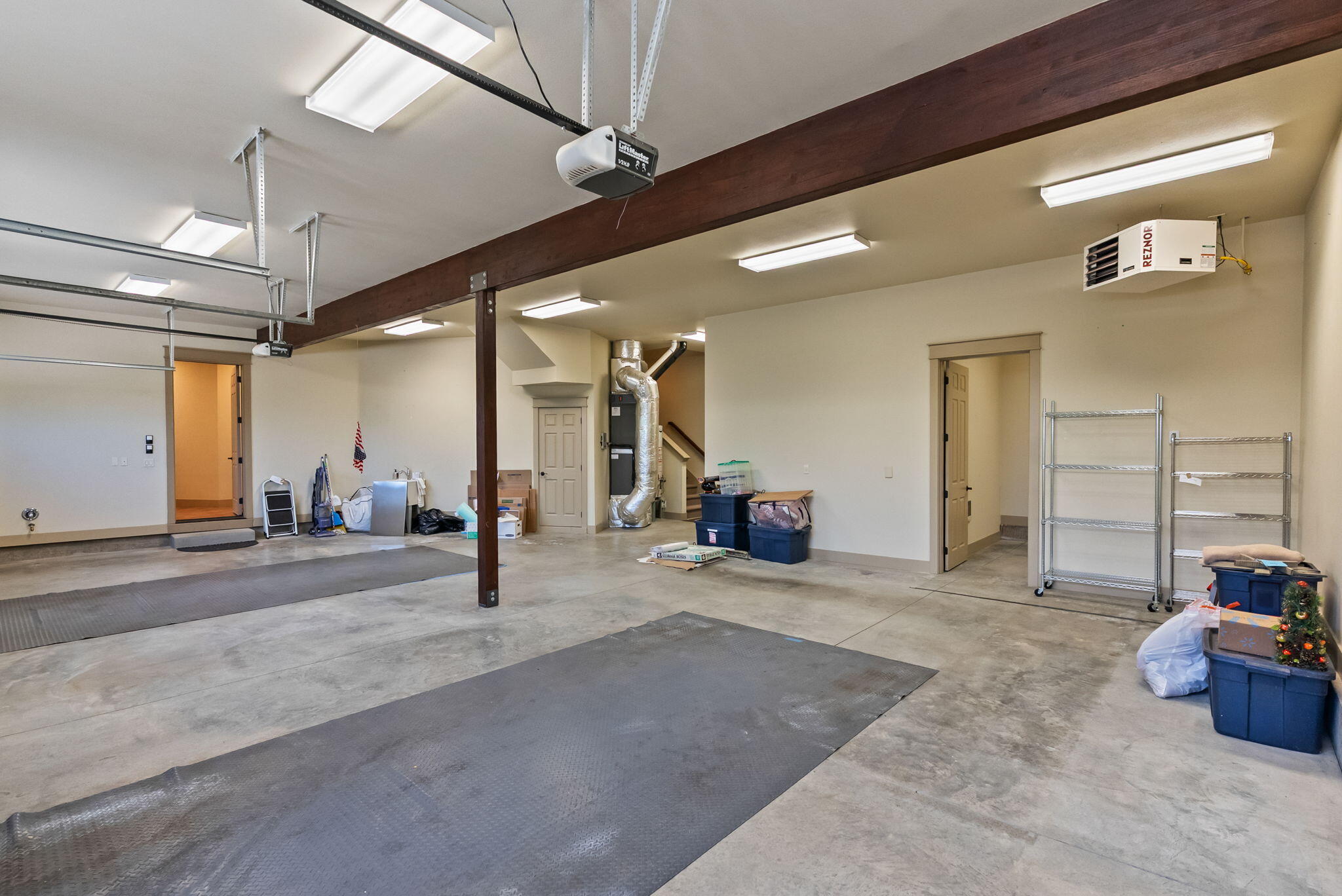 61245 Crescent Court