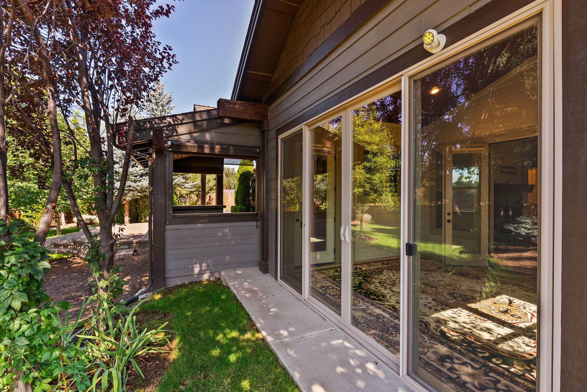 61245 Crescent Court