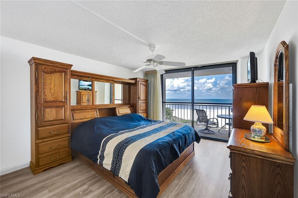 320 Seaview CT # 804 Unit: 2-804