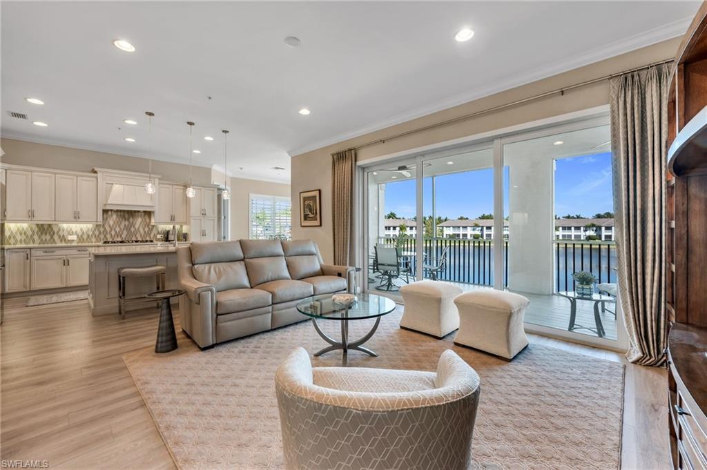 8026 Signature Club CIR 5