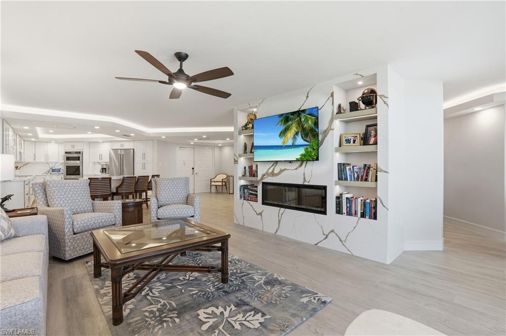 840 Collier BLVD 904