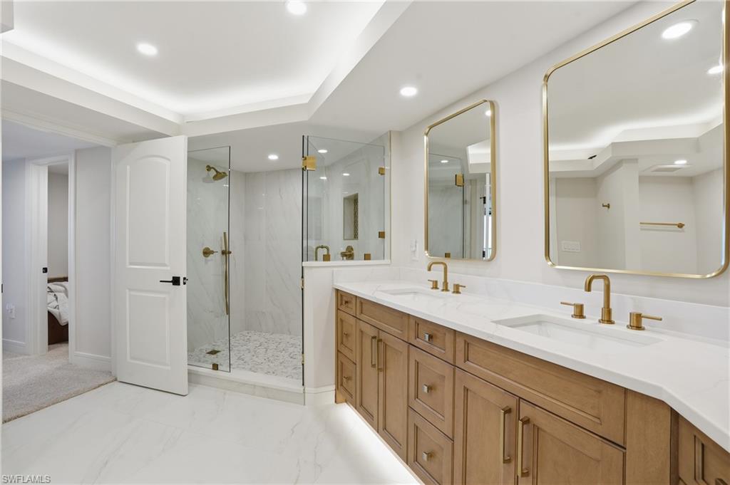 840 Collier BLVD 904