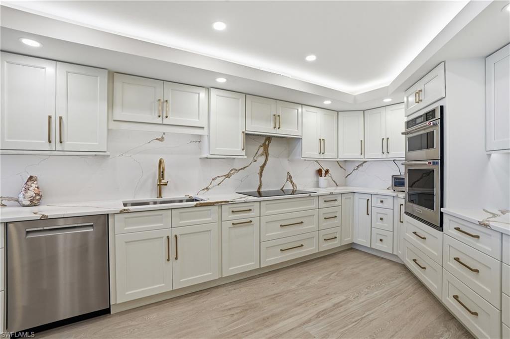 840 Collier BLVD 904