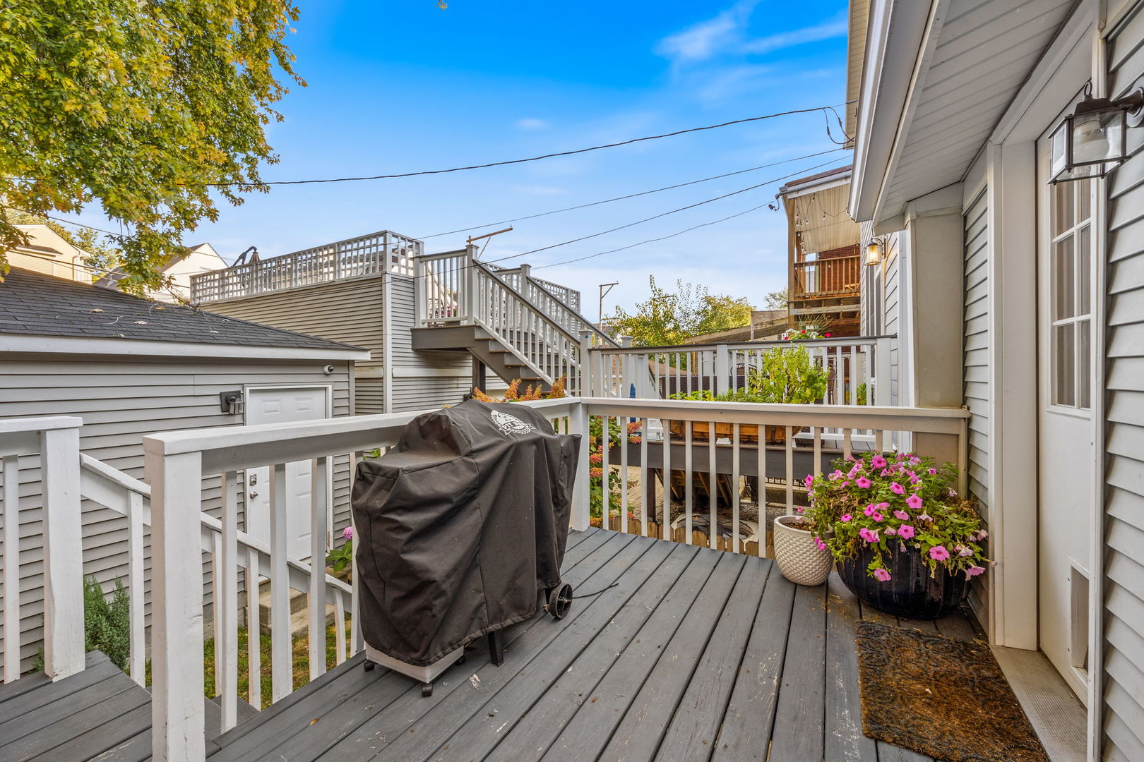 3939 N Ravenswood Avenue