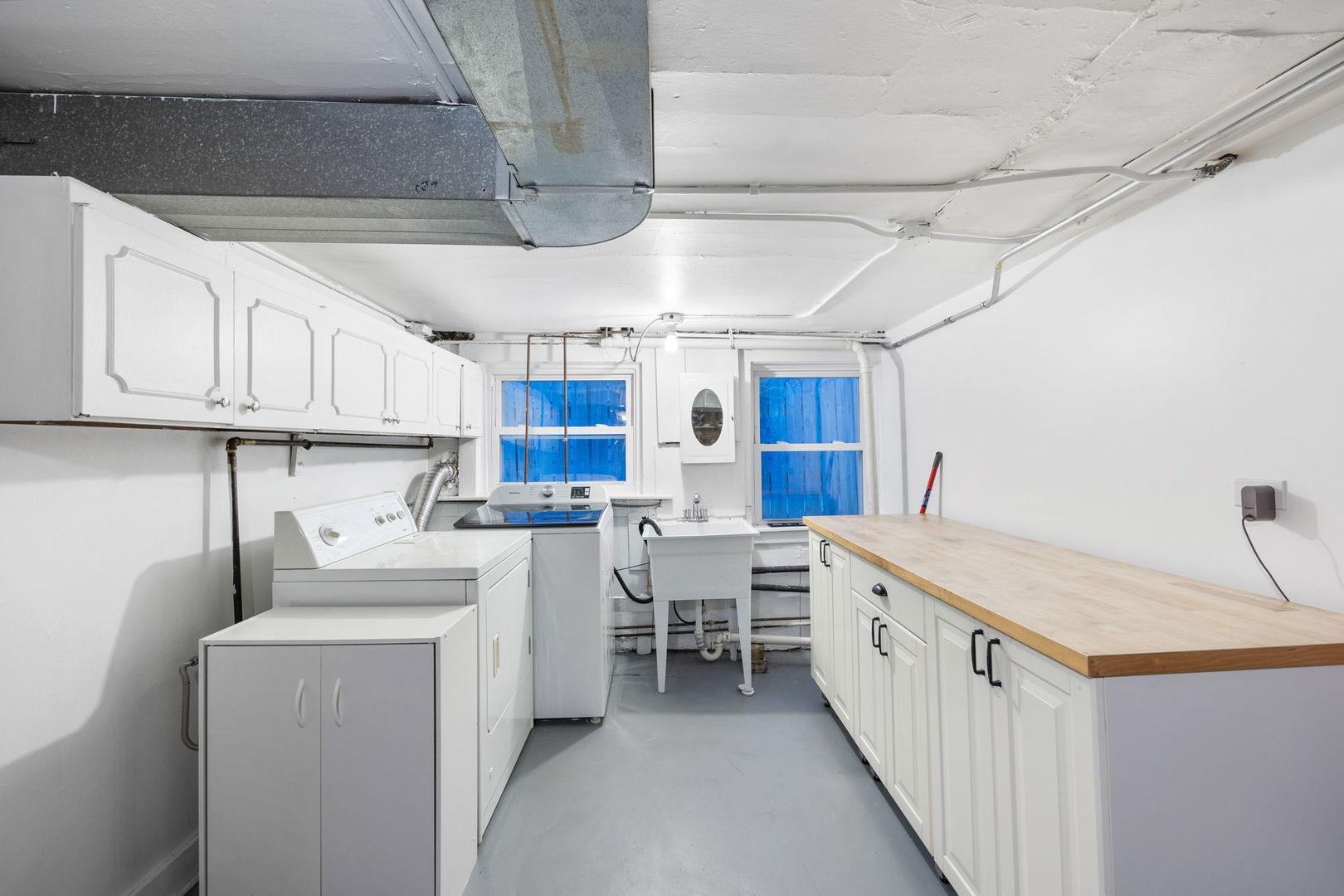 3939 N Ravenswood Avenue