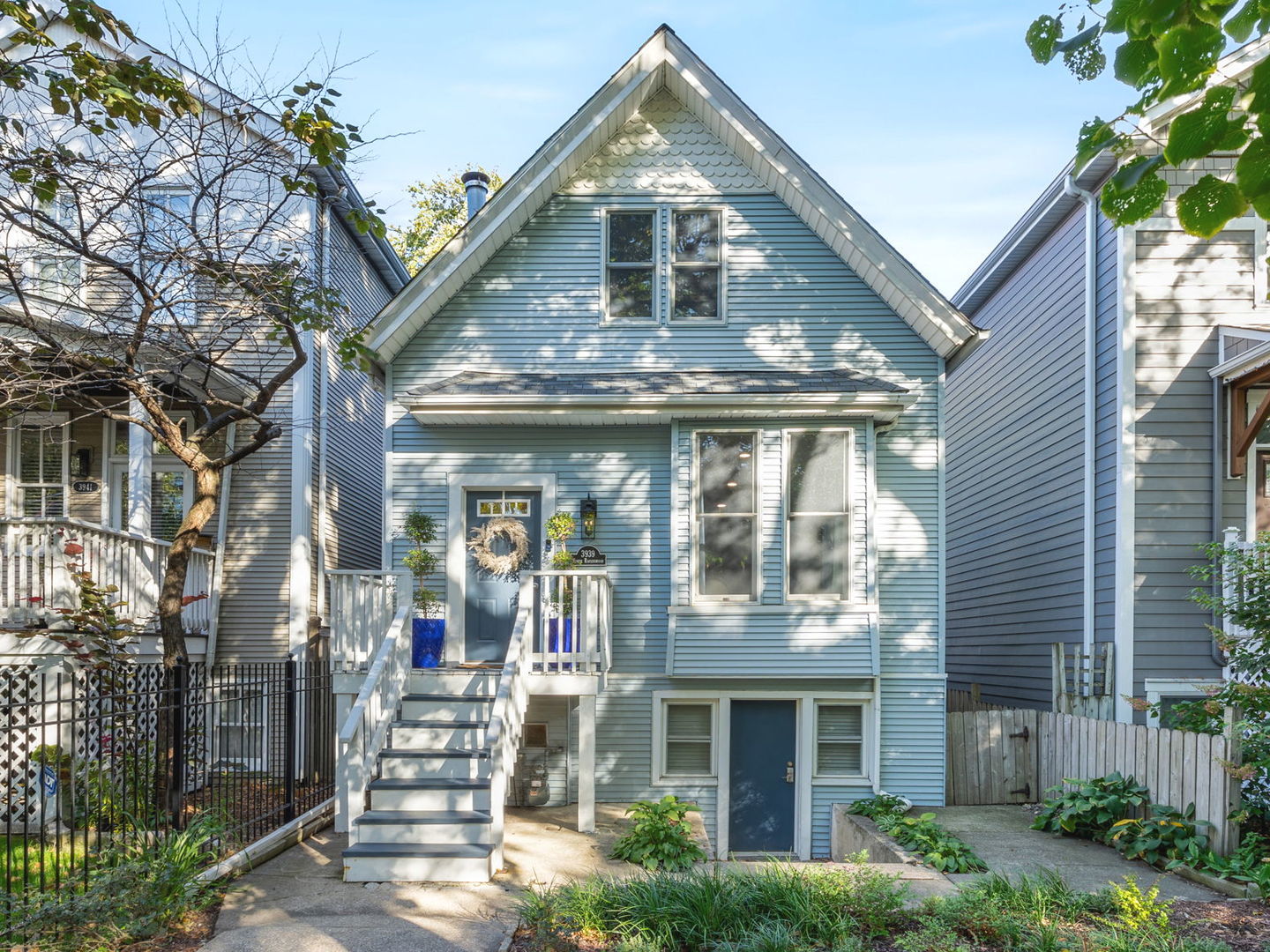 3939 N Ravenswood Avenue