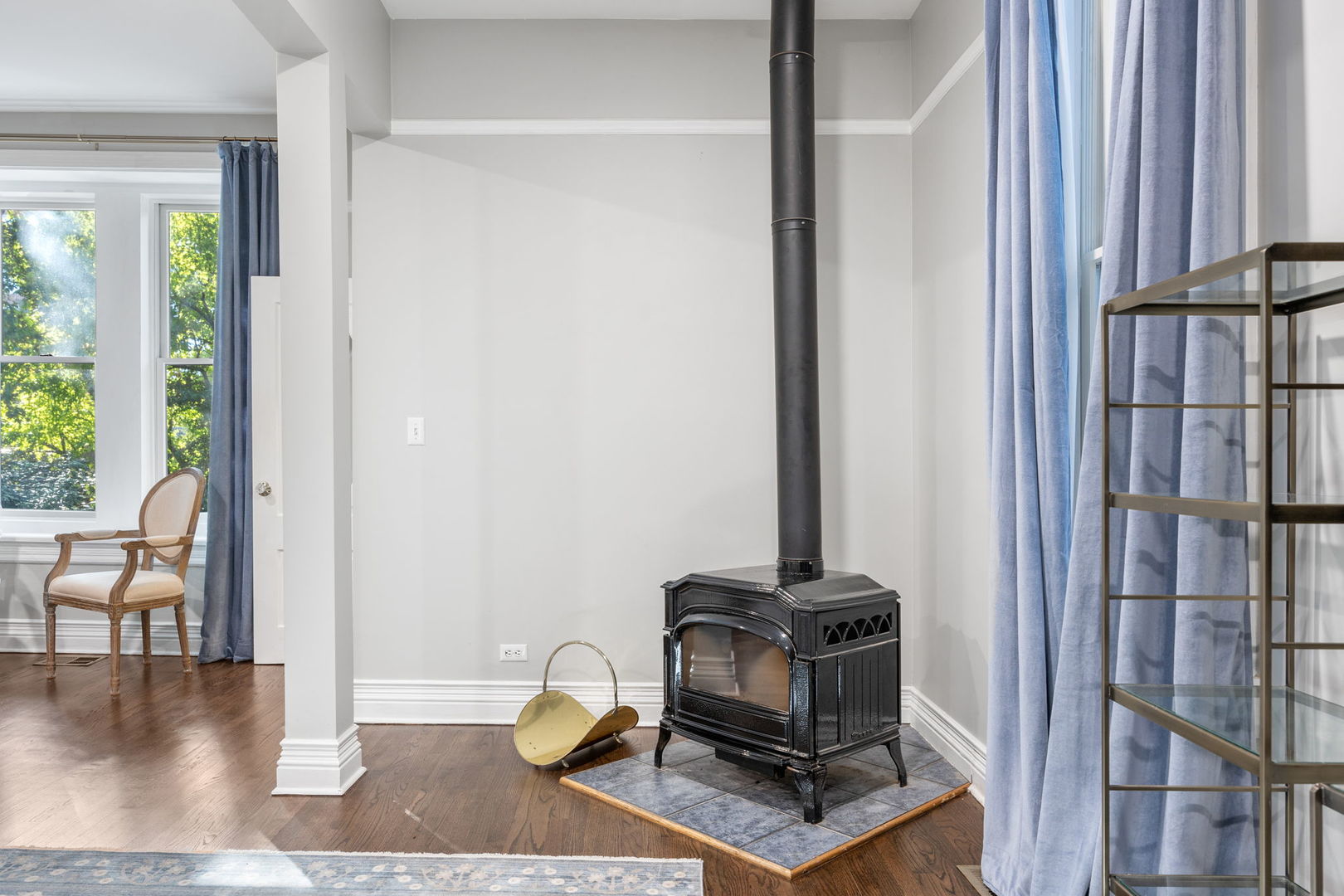 3939 N Ravenswood Avenue