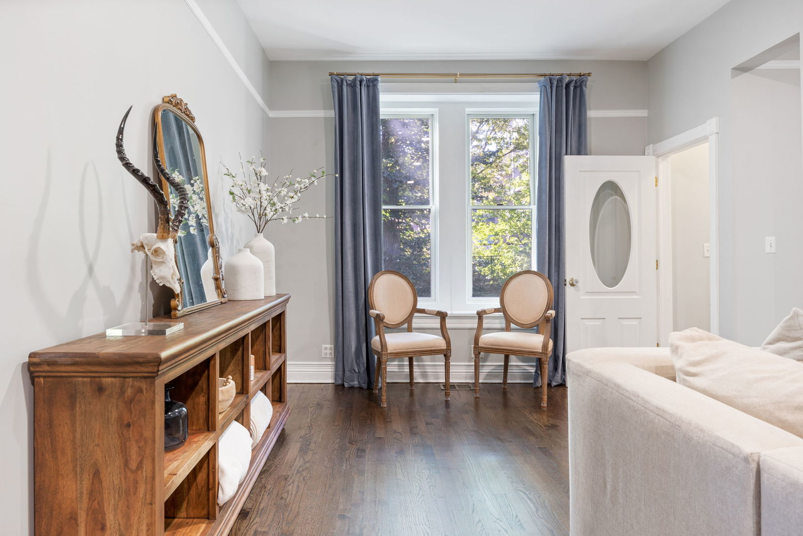 3939 N Ravenswood Avenue