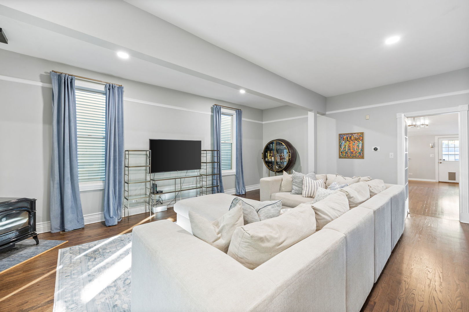 3939 N Ravenswood Avenue