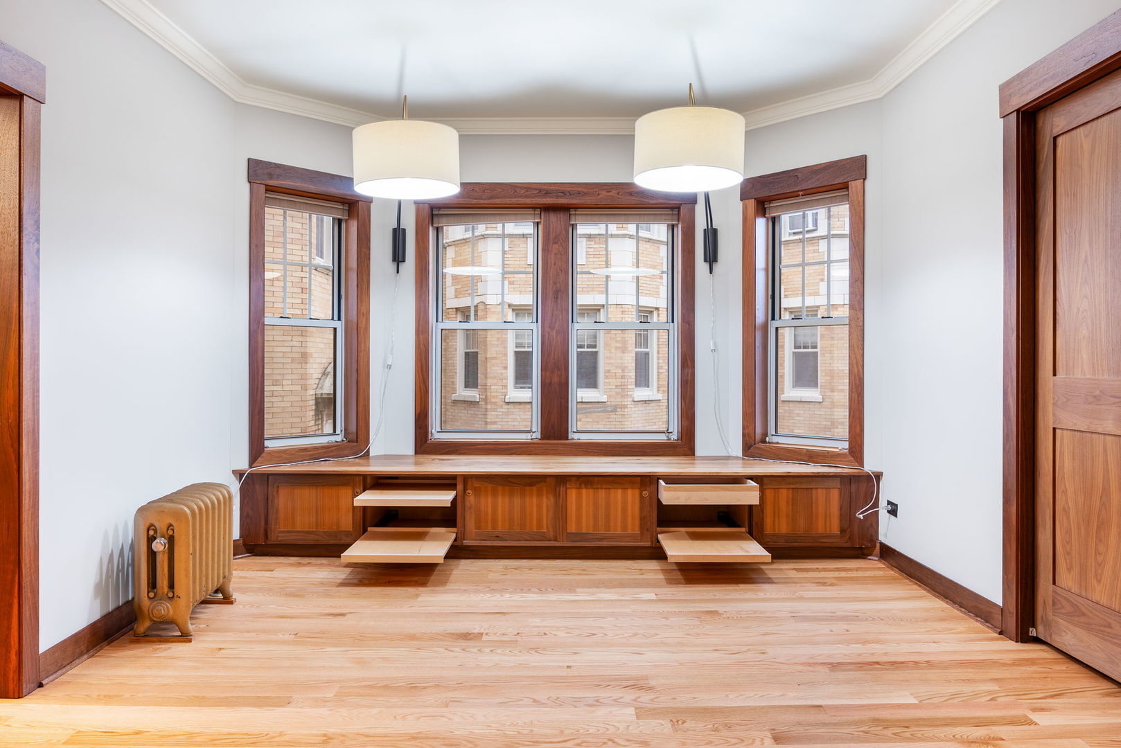 241 Washington Boulevard Unit: 2B