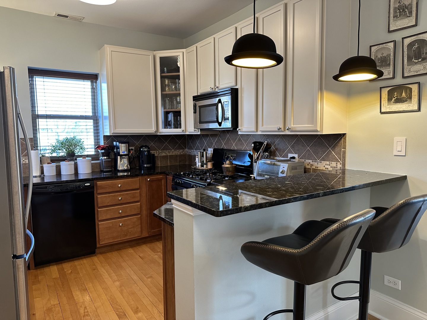 210 S Lombard Avenue Unit: B