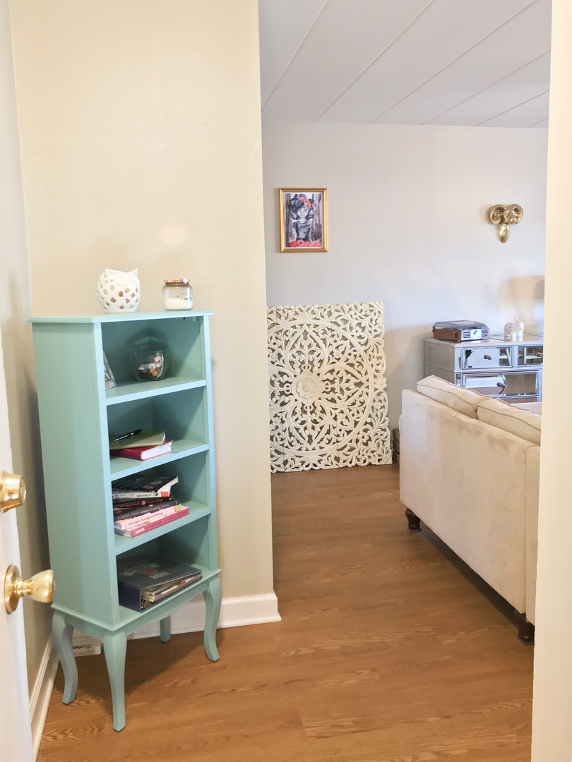 6606 Windsor Avenue Unit: 2F