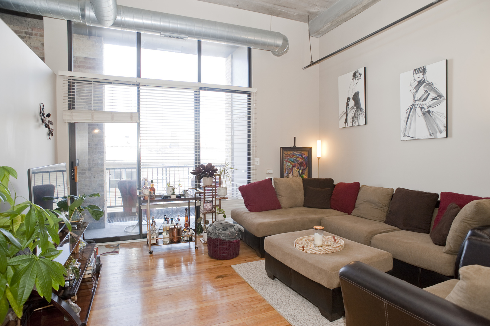 1820 N Spaulding Avenue Unit: 304