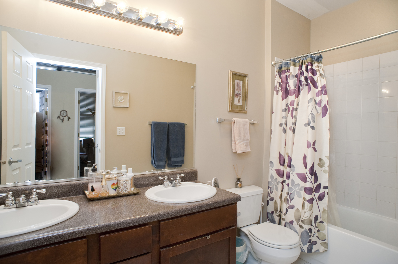 1820 N Spaulding Avenue Unit: 304