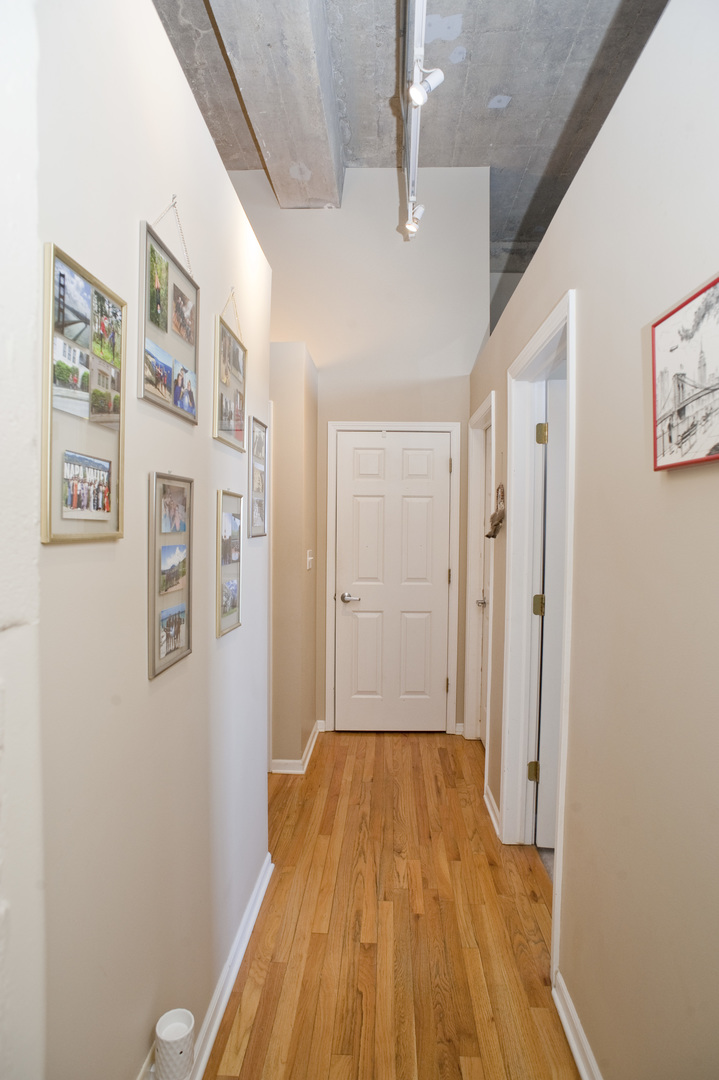 1820 N Spaulding Avenue Unit: 304