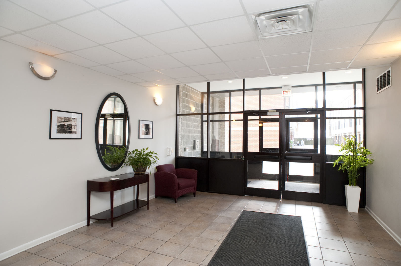 1820 N Spaulding Avenue Unit: 304