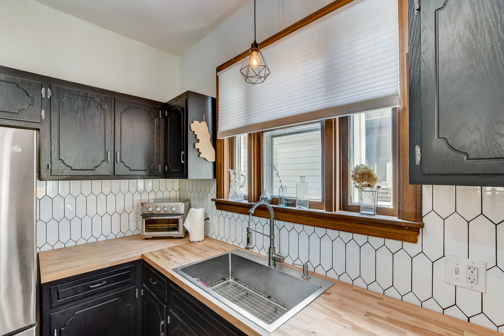 1728 W 99th Street